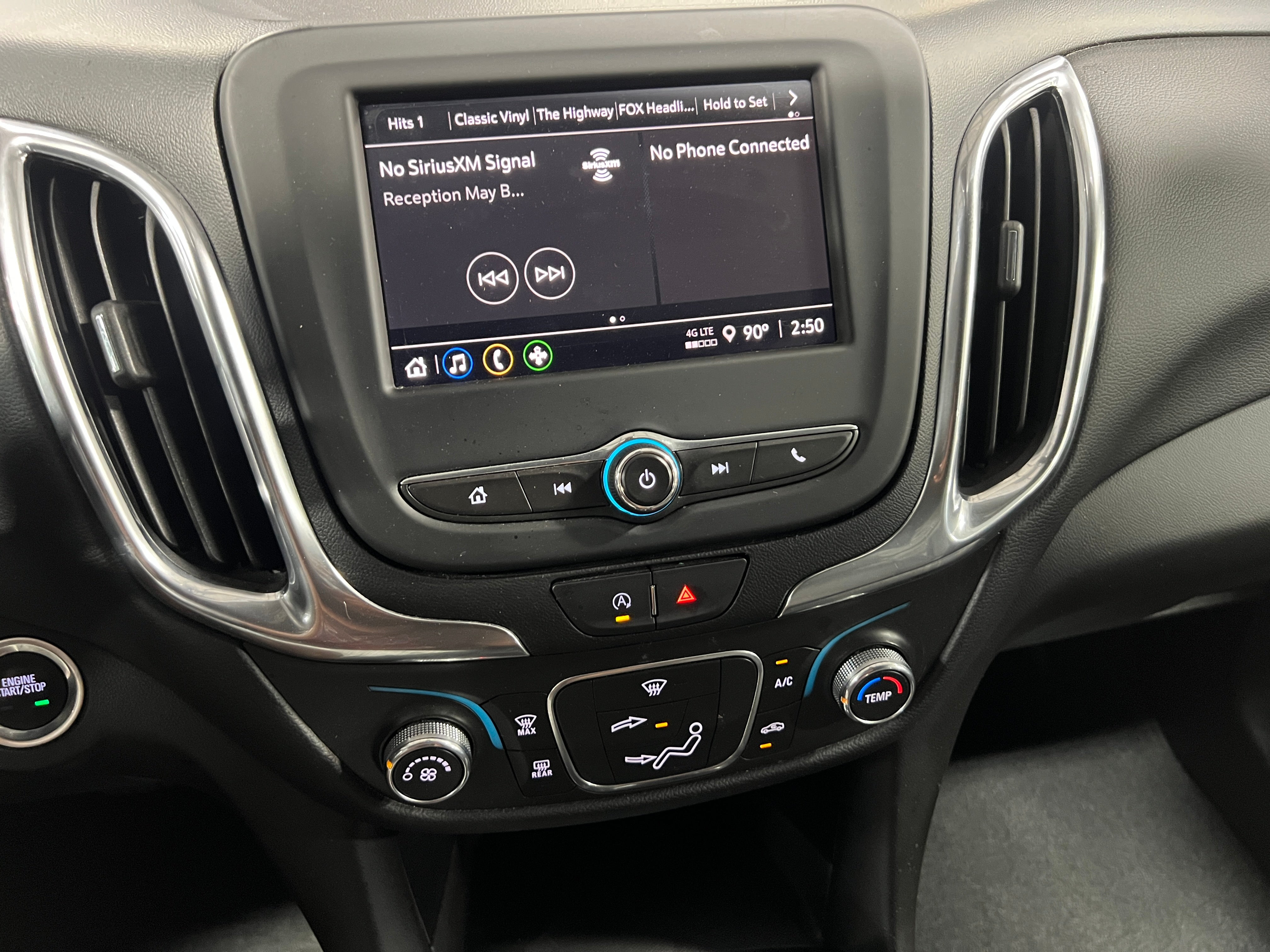 2022 Chevrolet Equinox LT 4