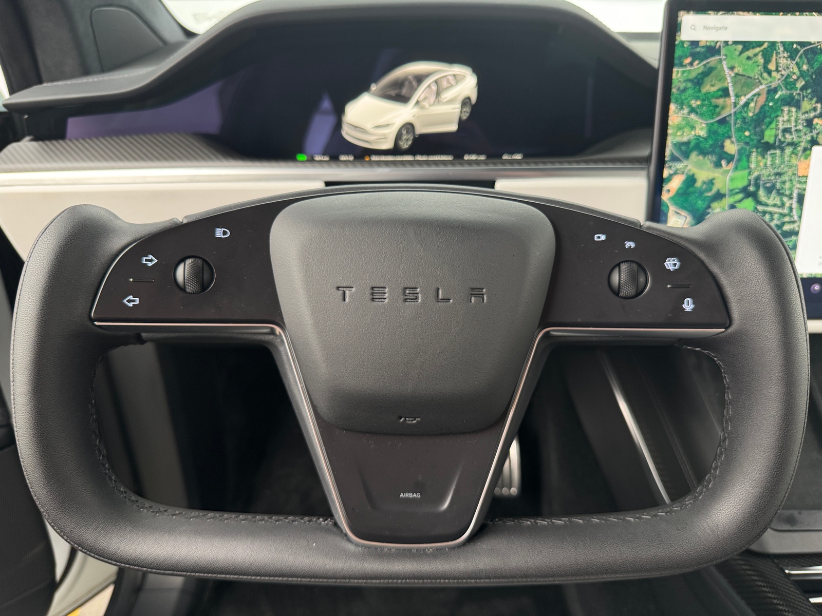 Thumbnail: 2023 Tesla Model X - 4