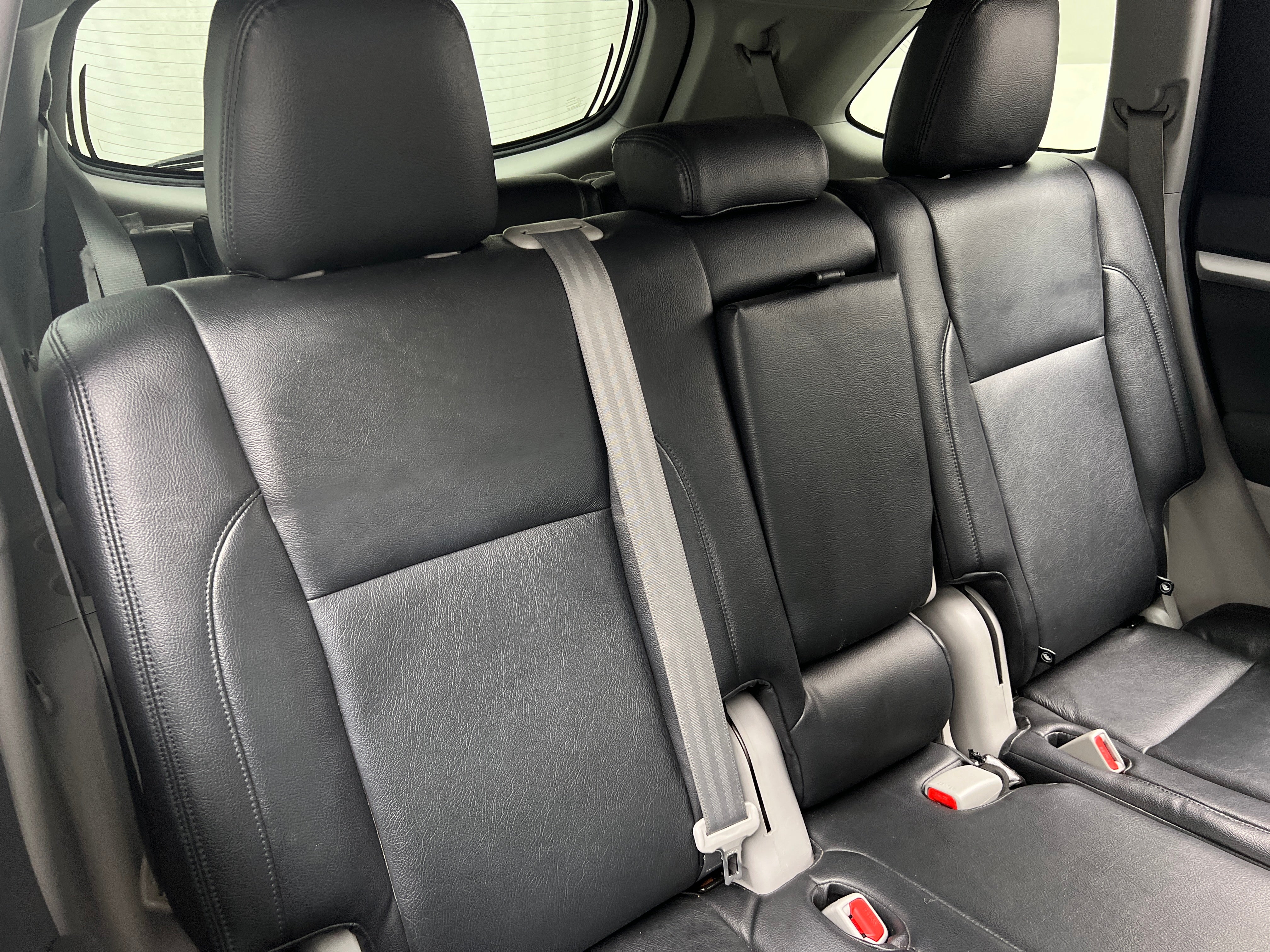 Thumbnail: 2019 Toyota Highlander - 6