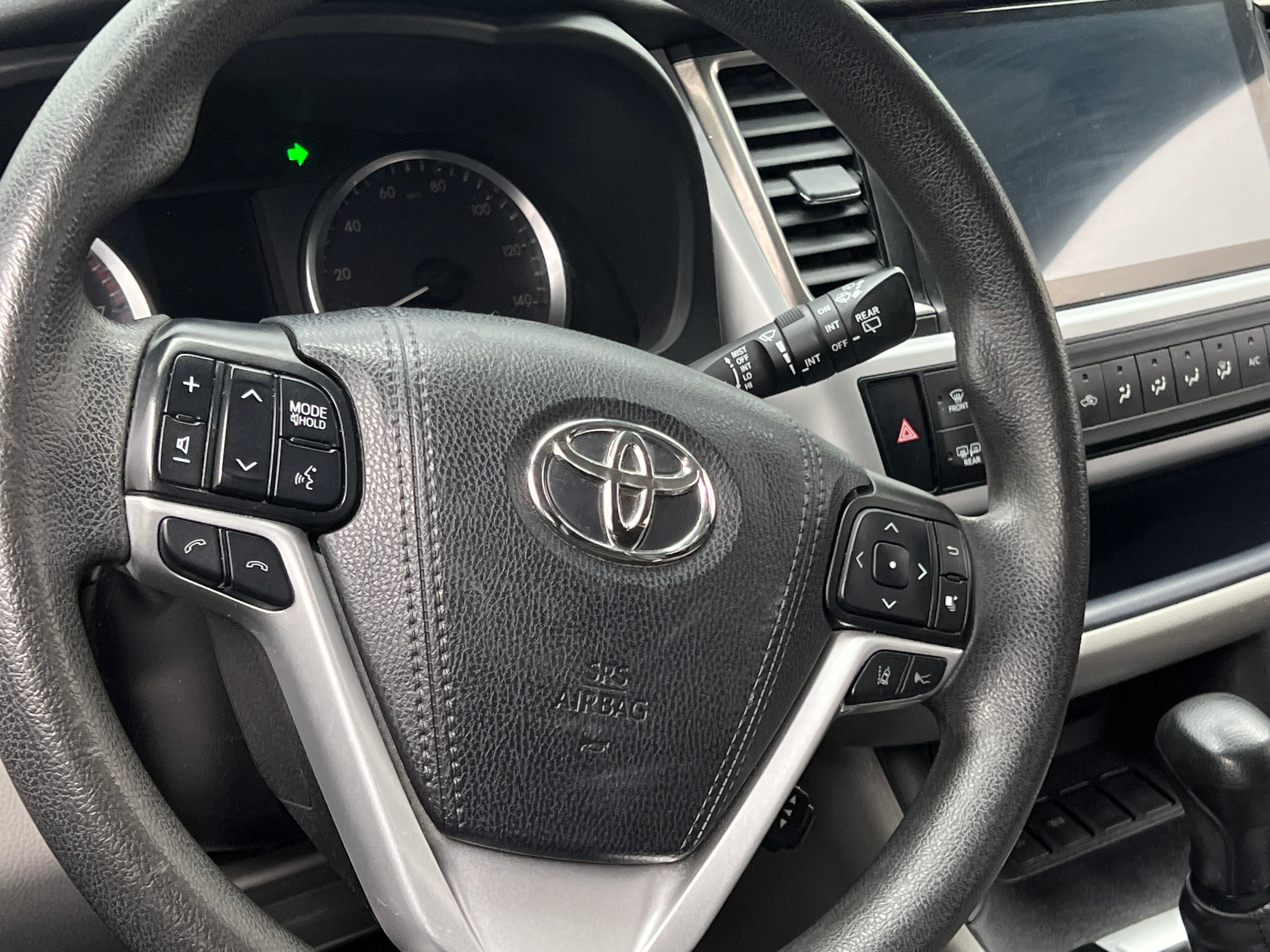 Thumbnail: 2019 Toyota Highlander - 5