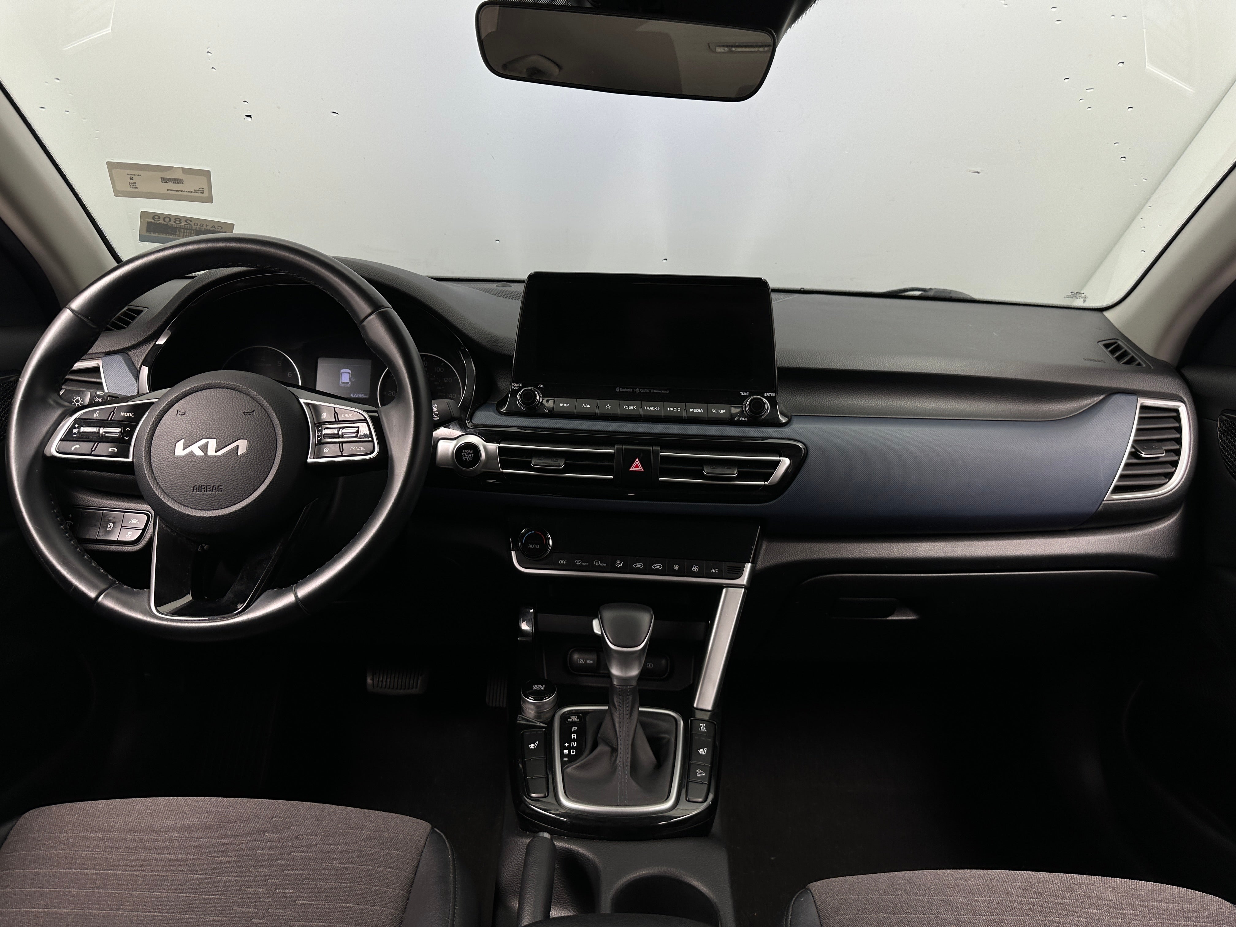 2022 Kia Seltos S 3