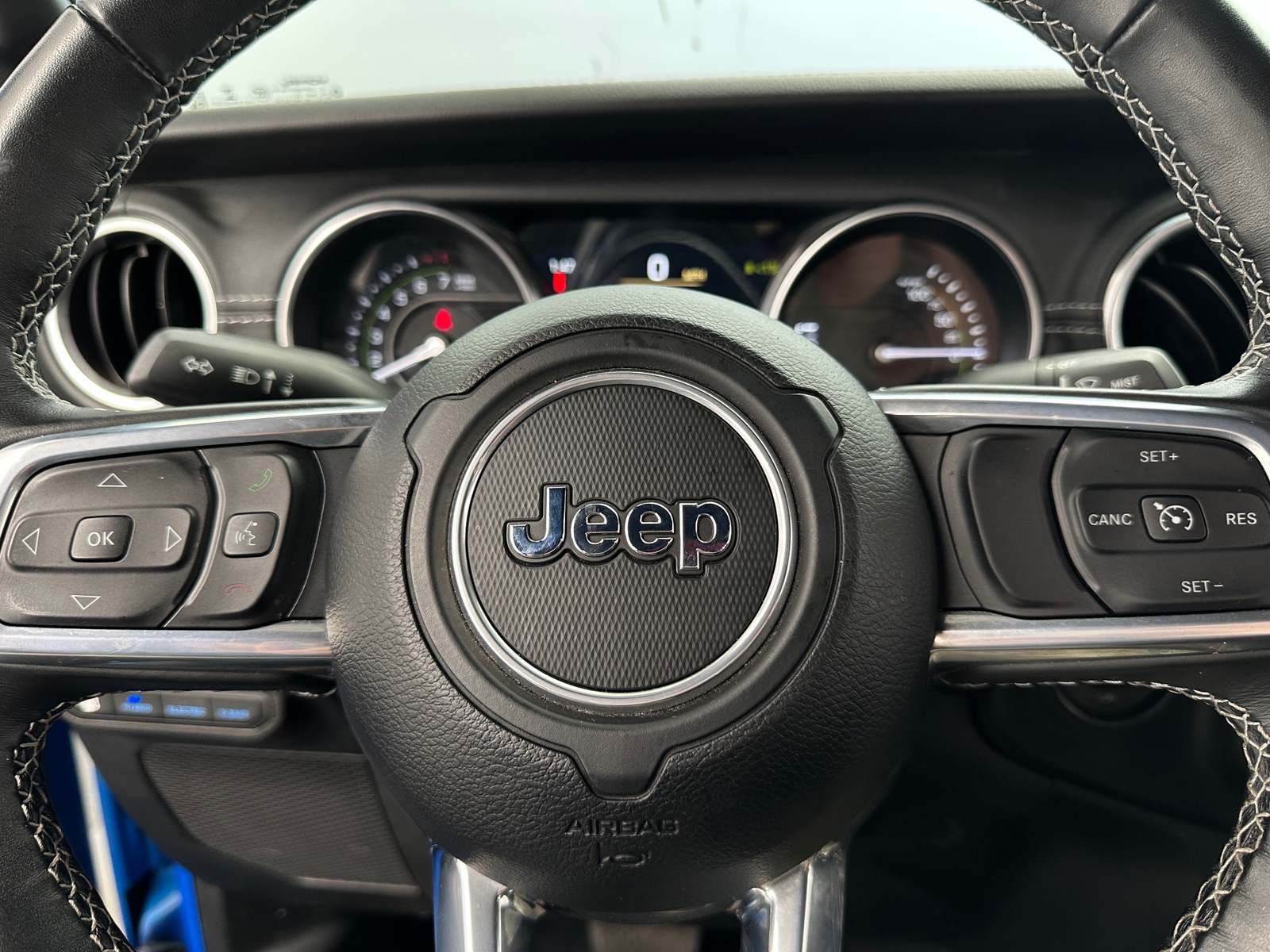 Thumbnail: 2022 Jeep Wrangler - 4