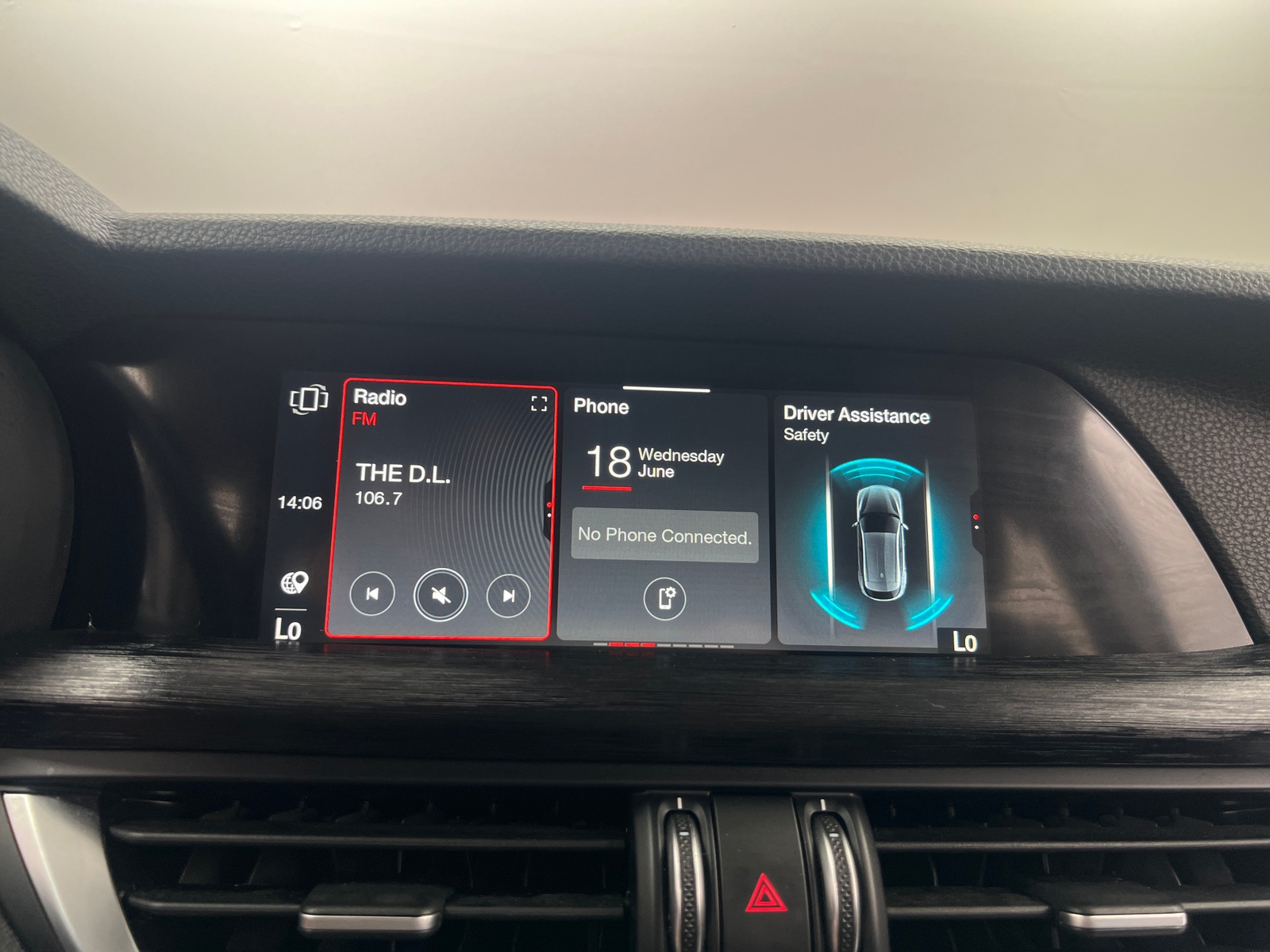 Thumbnail: 2021 Alfa Romeo Stelvio - 3