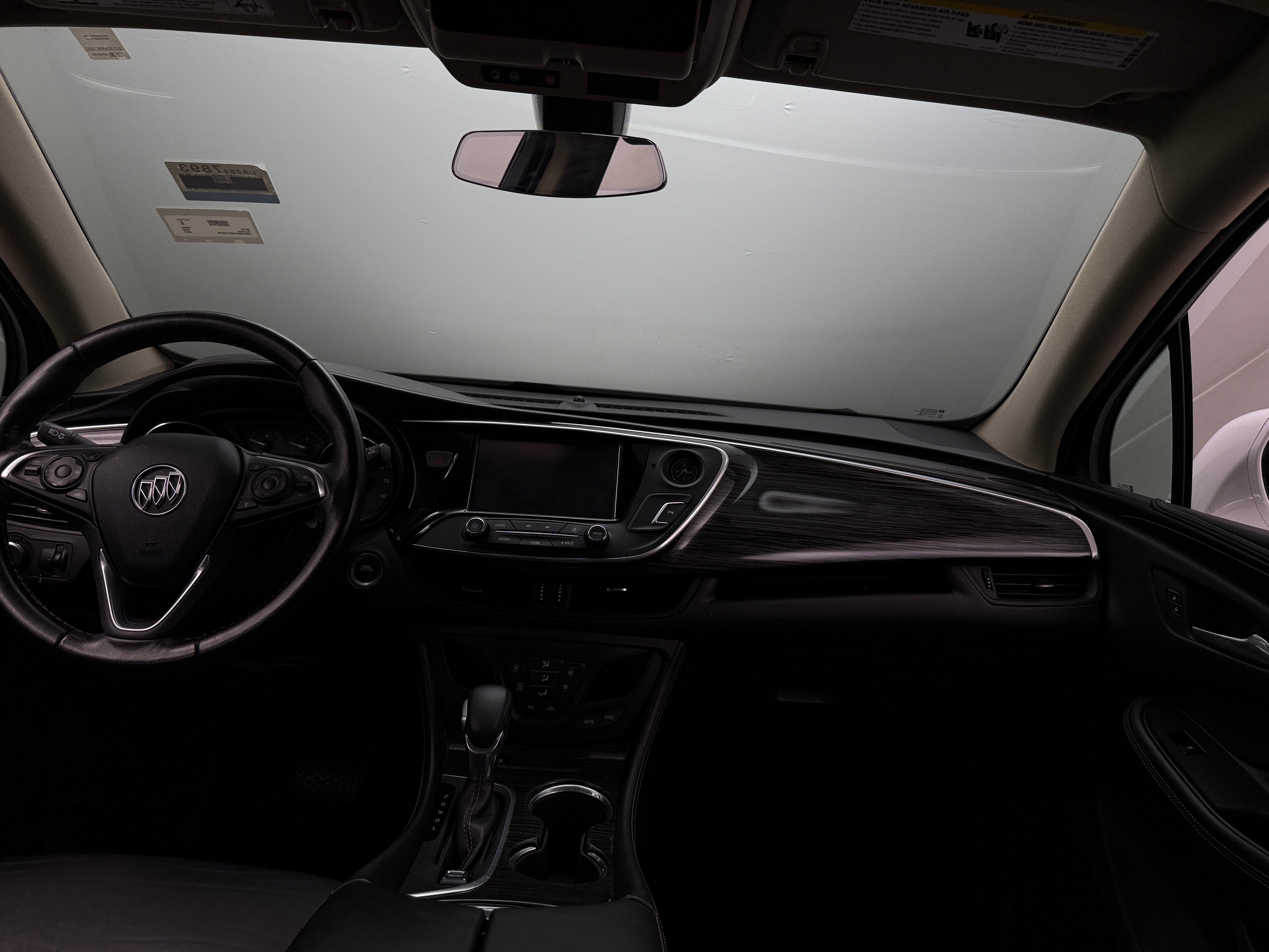 2017 Buick Envision Essence 2