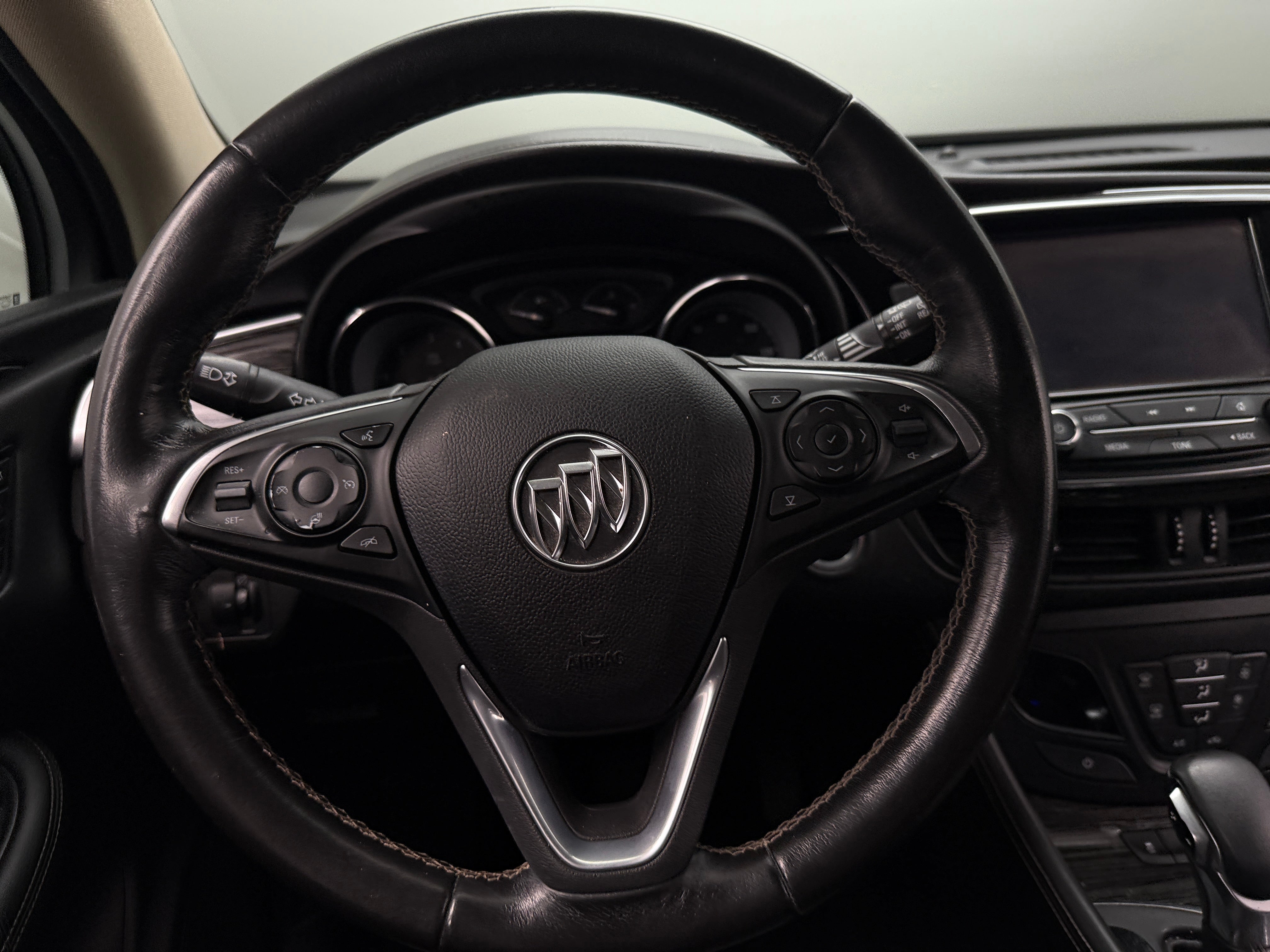 2017 Buick Envision Essence 4