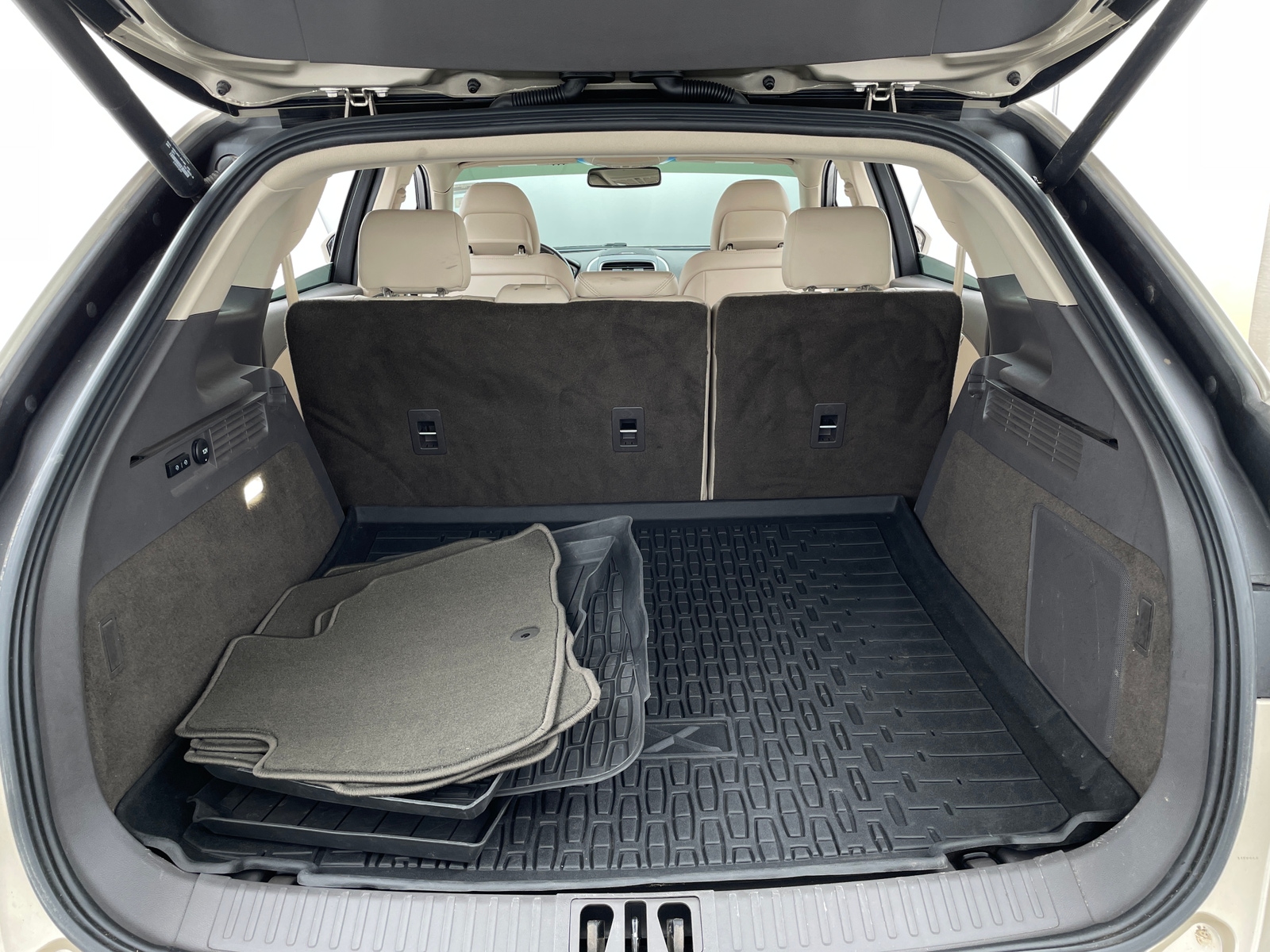 Thumbnail: 2017 Lincoln MKX - 6
