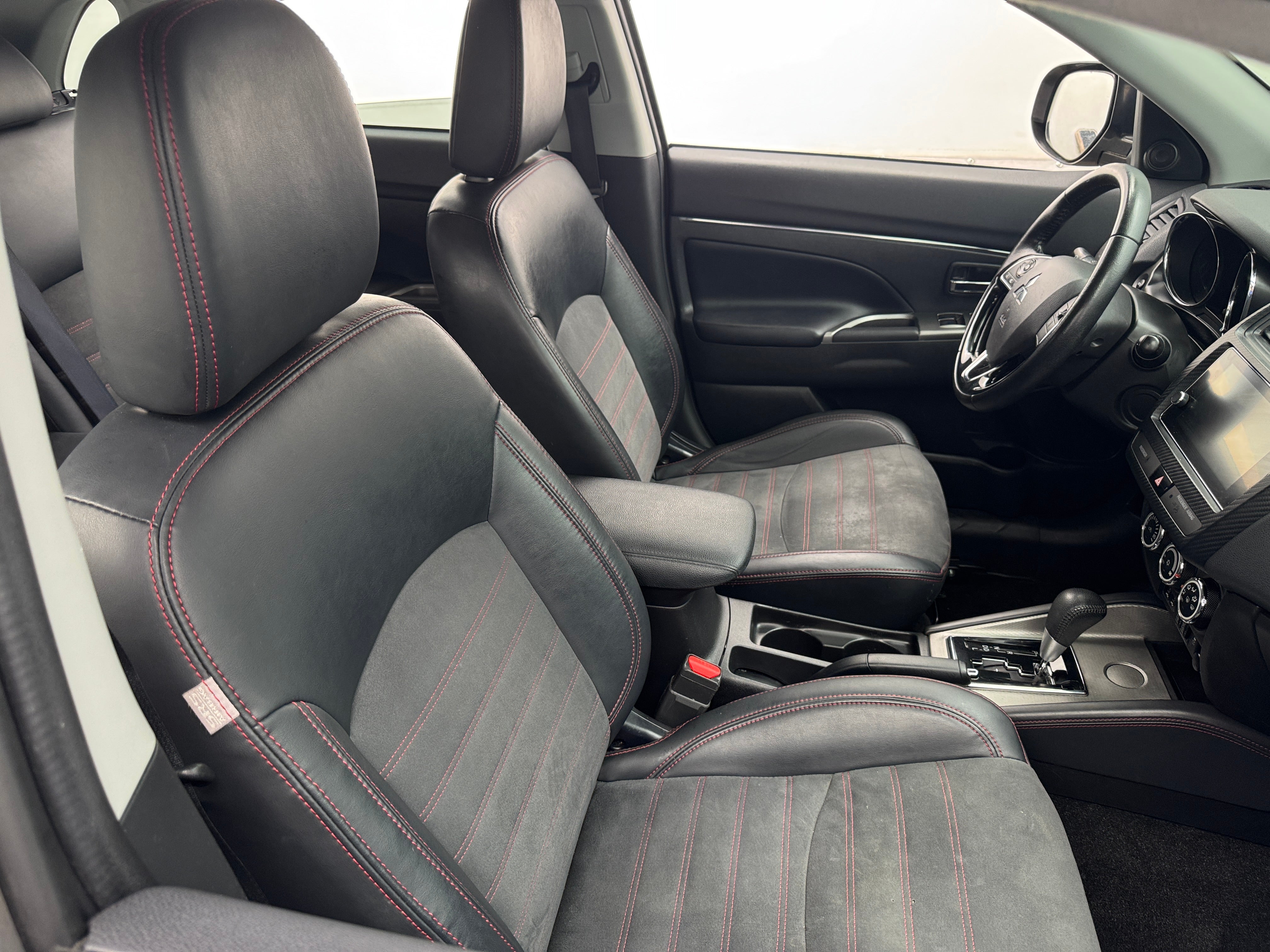 2018 Mitsubishi Outlander Sport SE 2