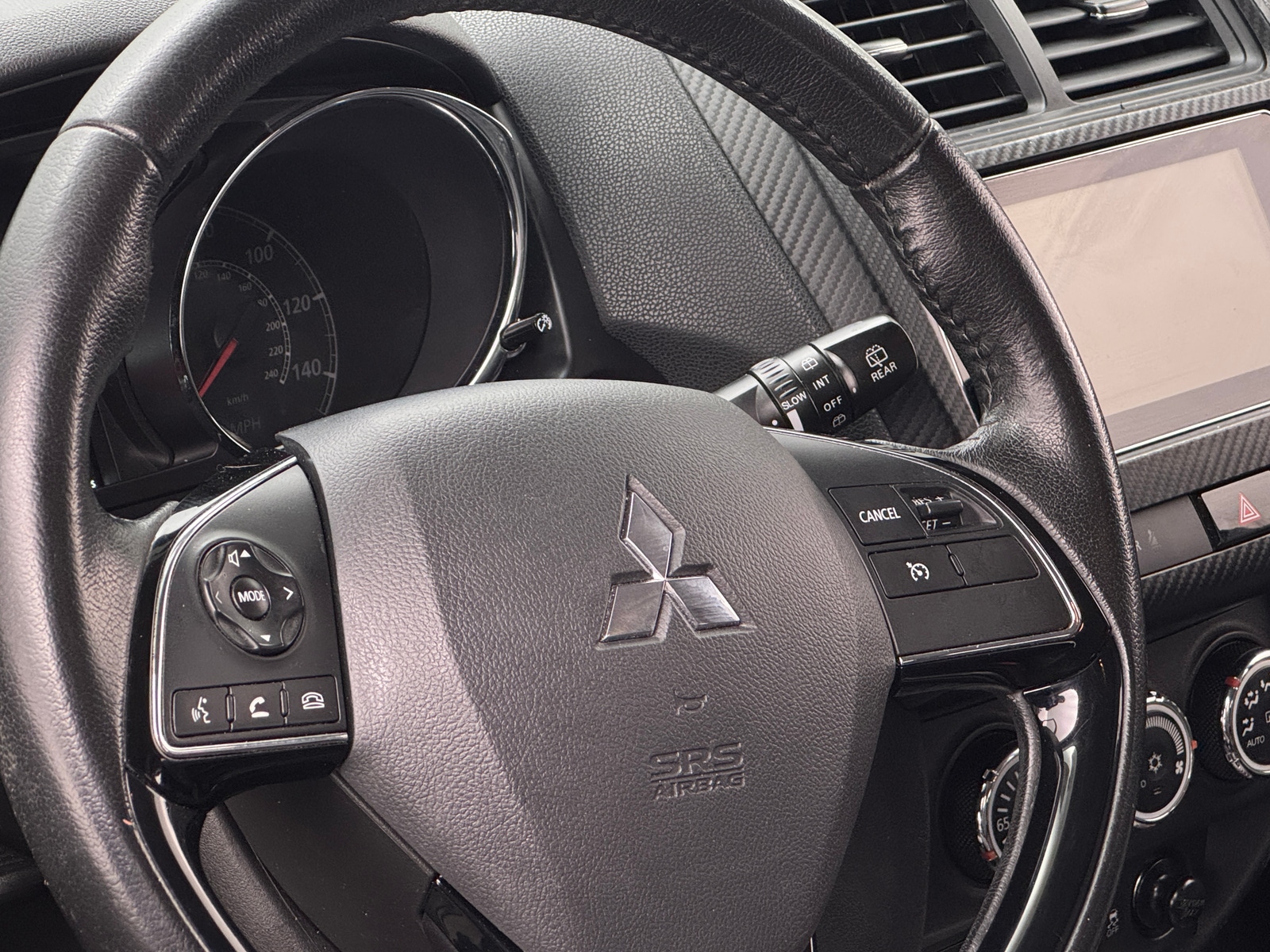 Thumbnail: 2018 Mitsubishi Outlander Sport - 5