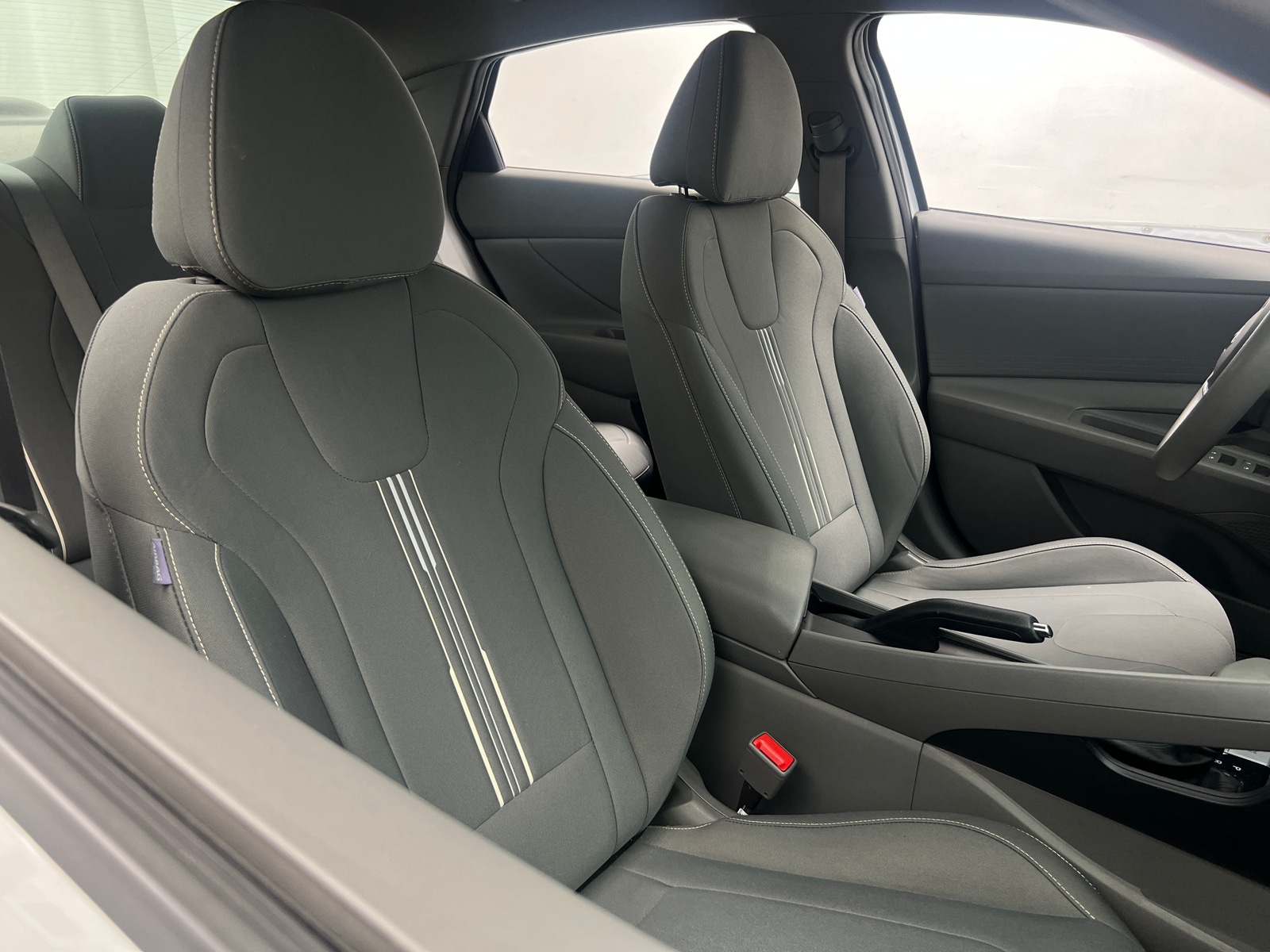 Thumbnail: 2022 Hyundai Elantra - 2