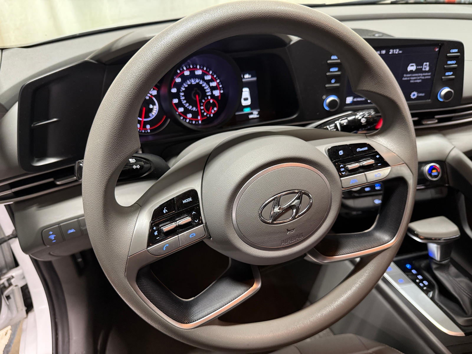 Thumbnail: 2022 Hyundai Elantra - 5