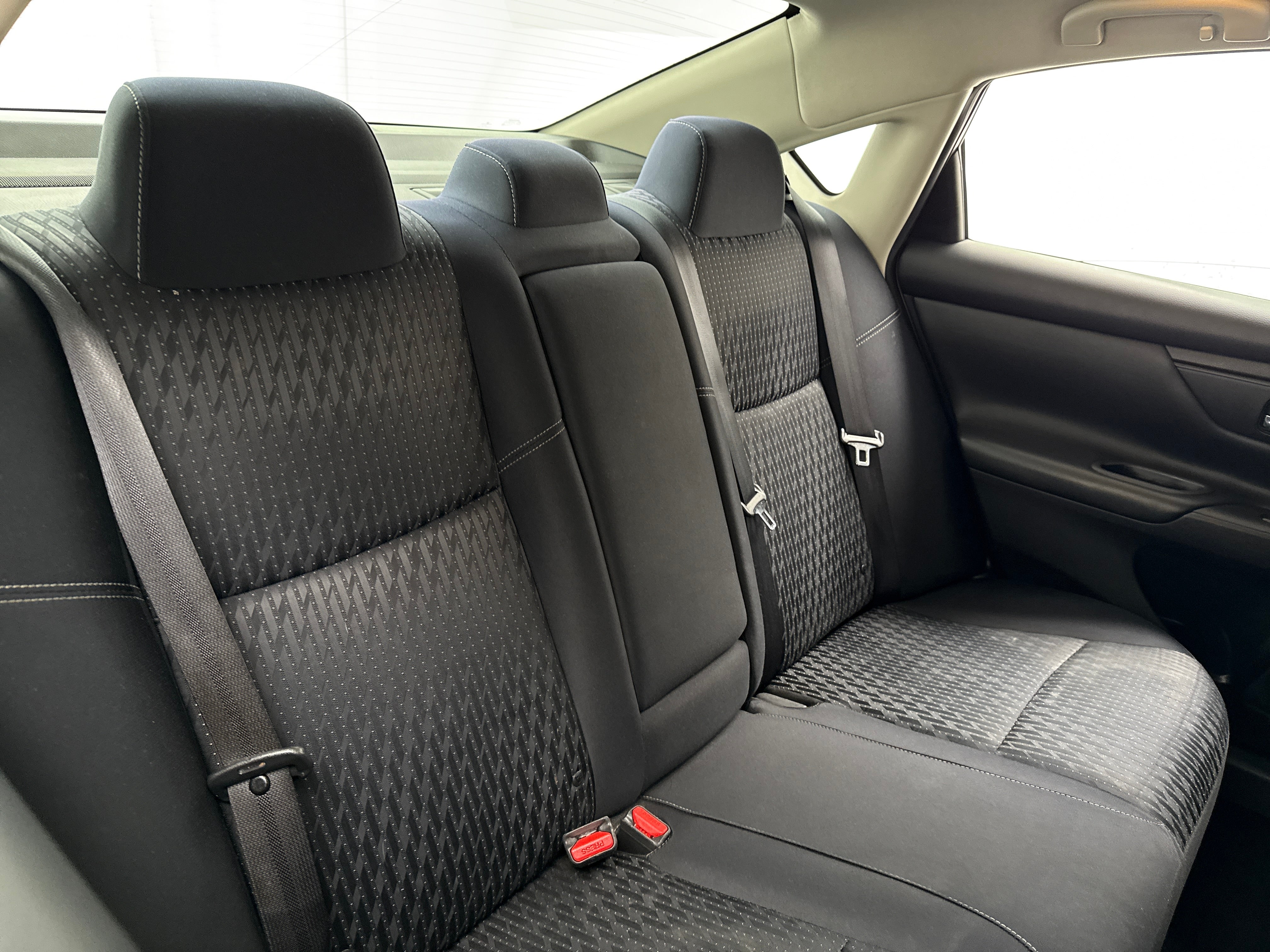 2016 Nissan Altima S 6