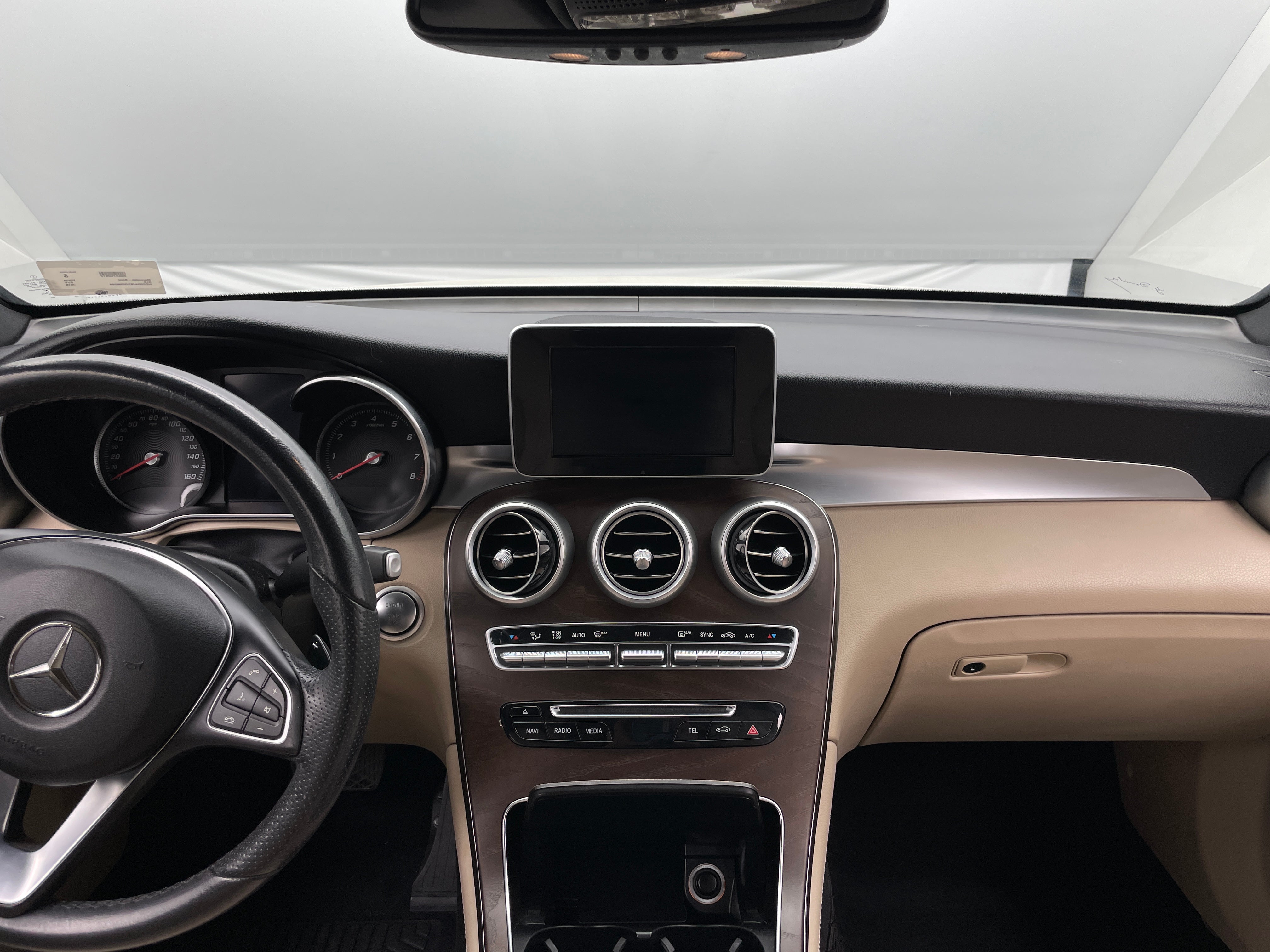 2018 Mercedes-Benz GLC 300 2