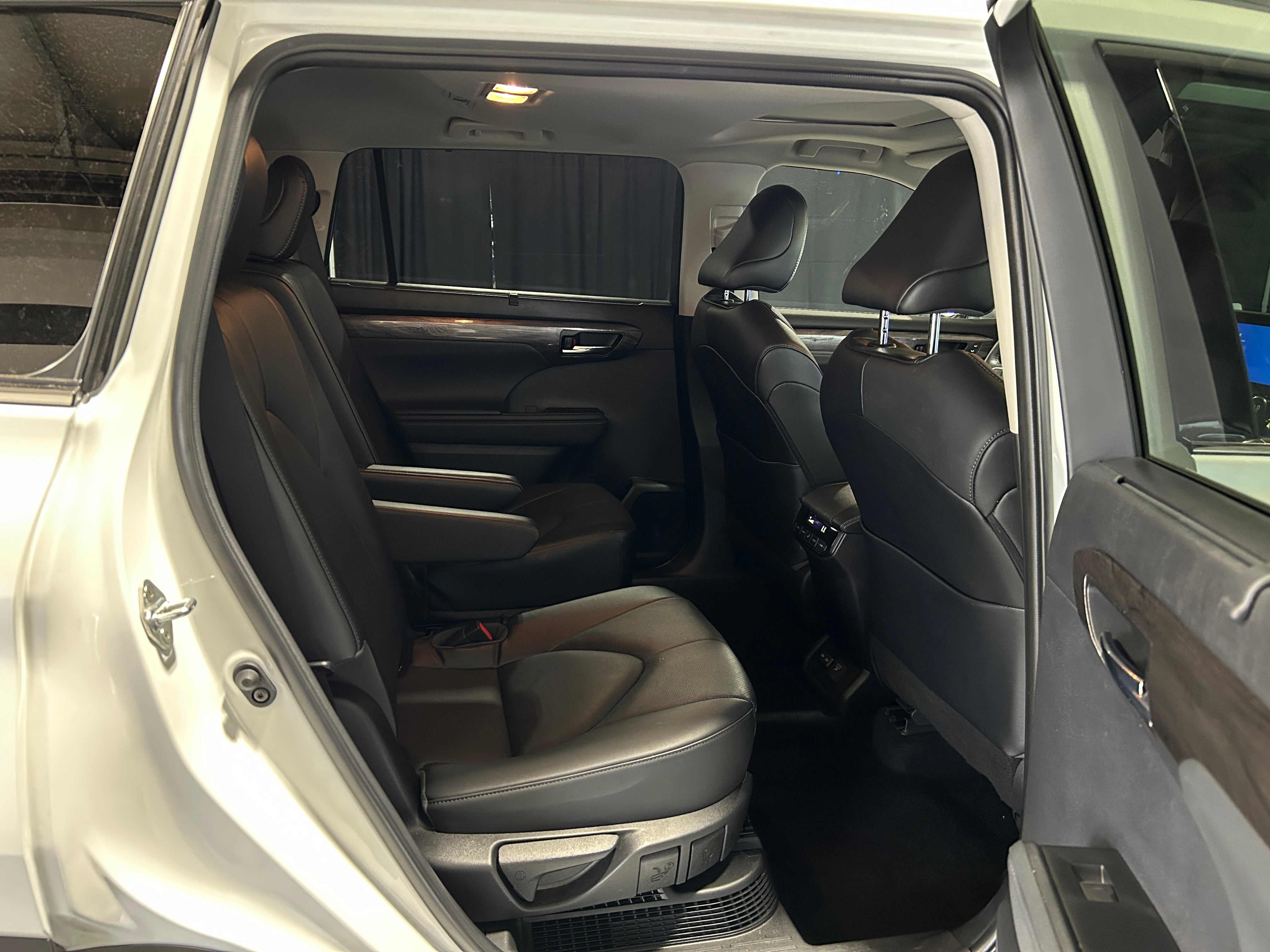 2023 Toyota Highlander Limited 5