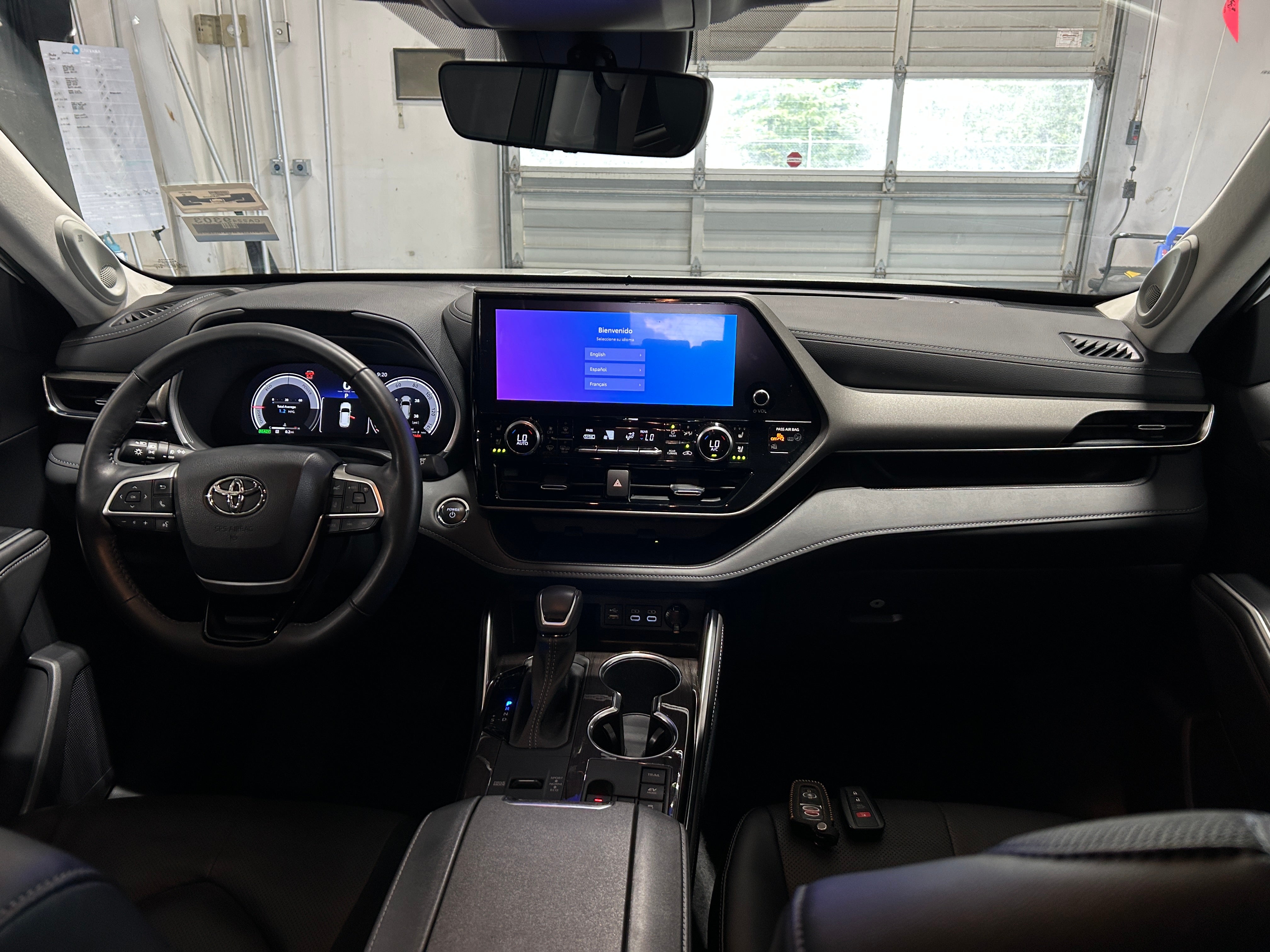 2023 Toyota Highlander Limited 2