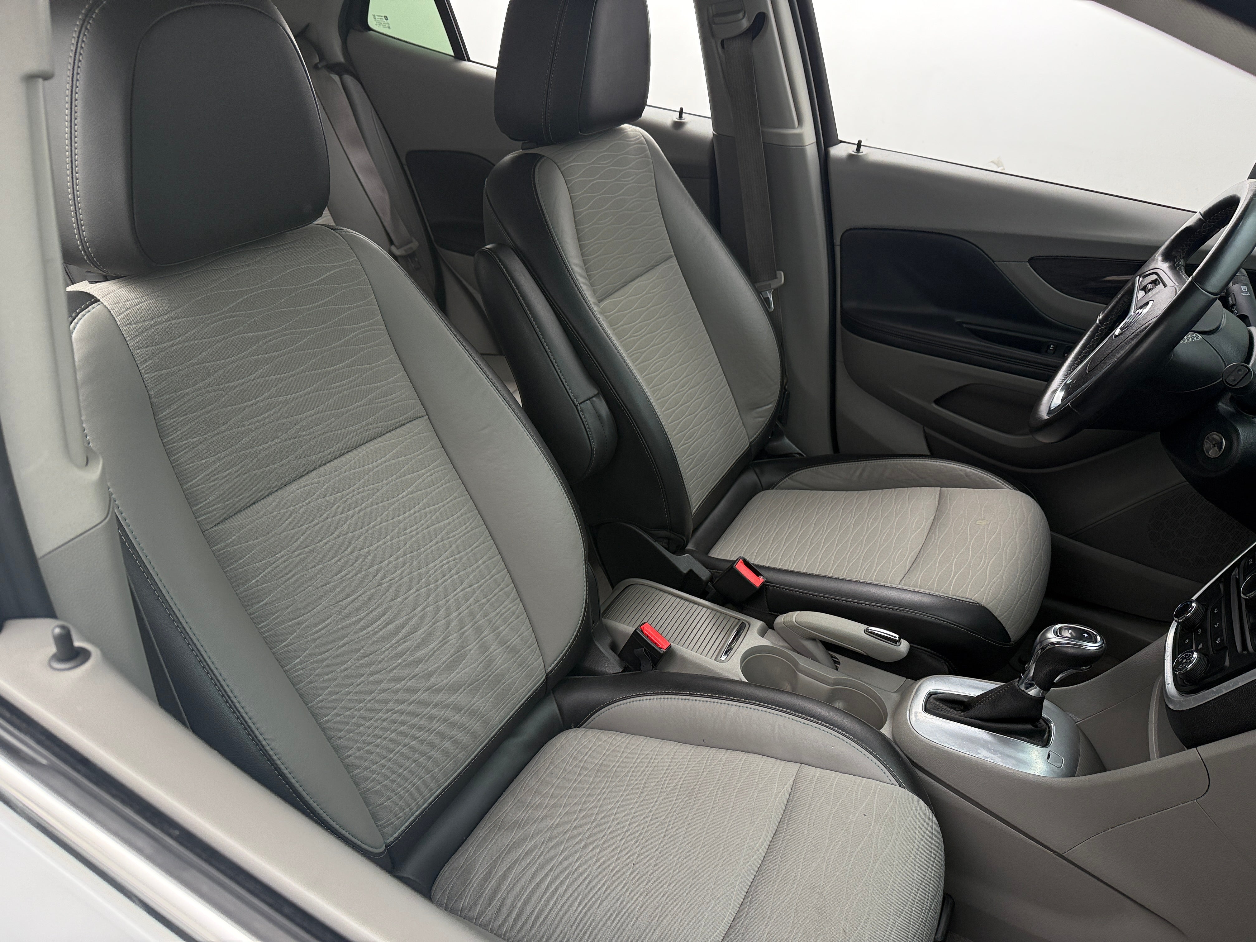 Thumbnail: 2016 Buick Encore - 2