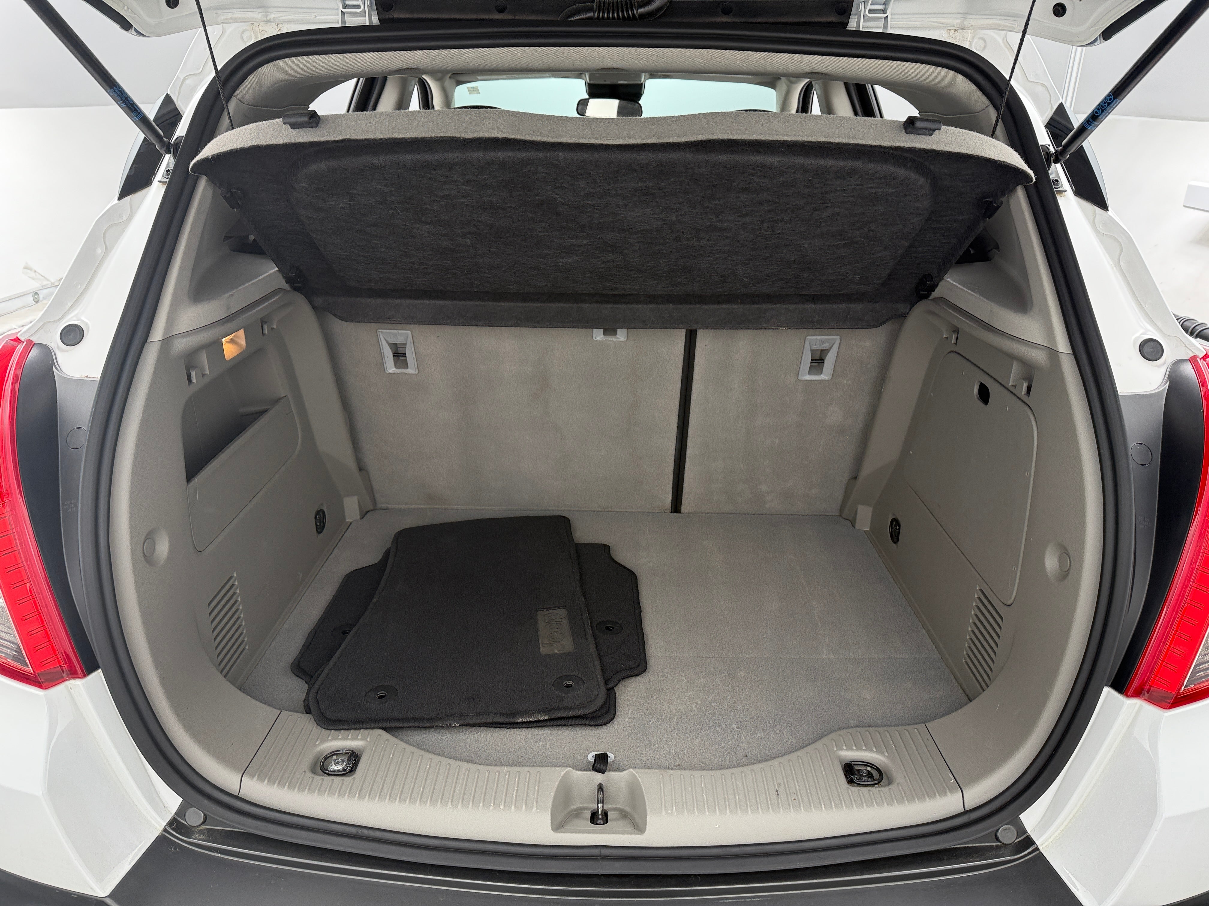 Thumbnail: 2016 Buick Encore - 7