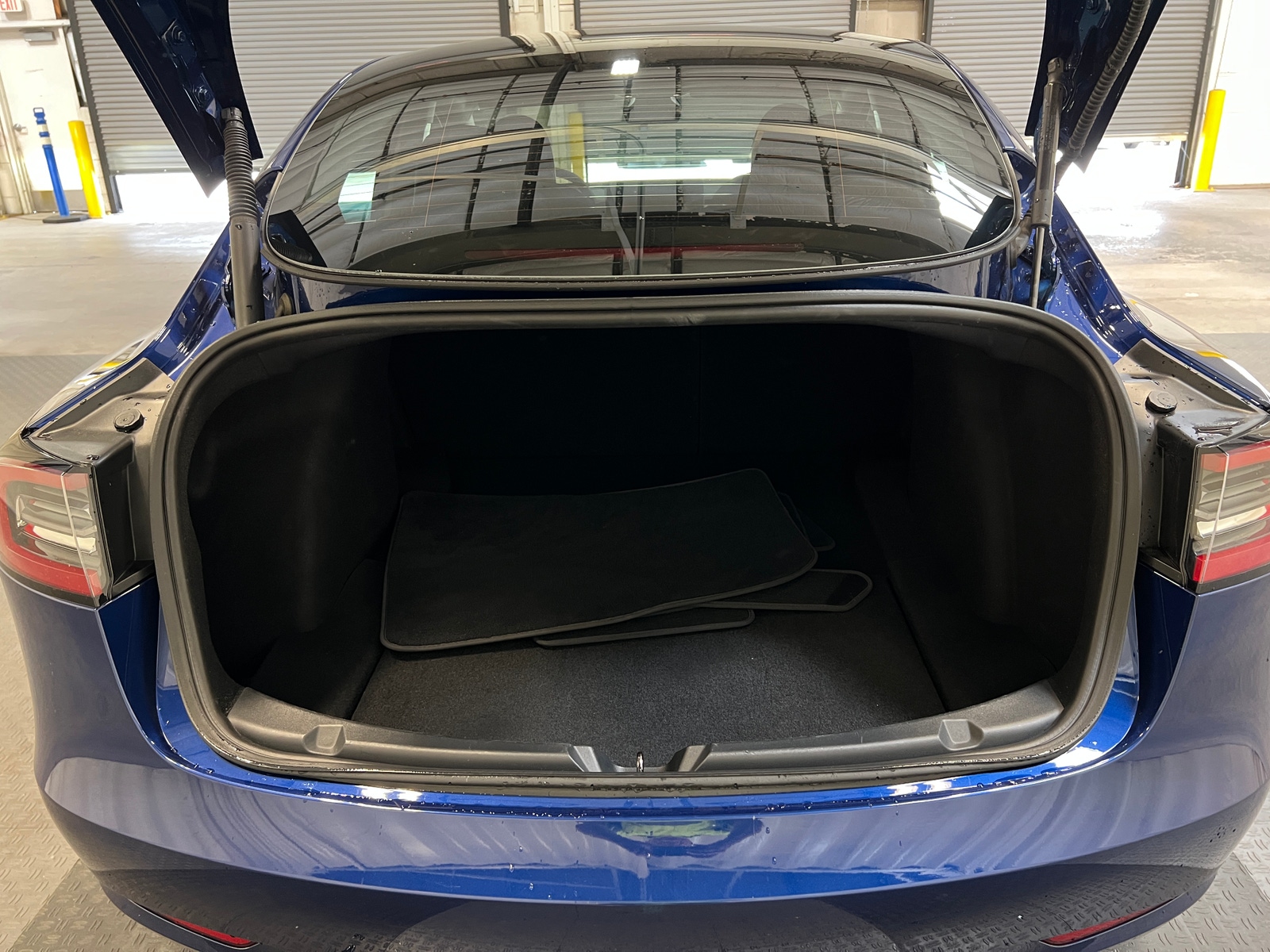 Thumbnail: 2023 Tesla Model 3 - 6