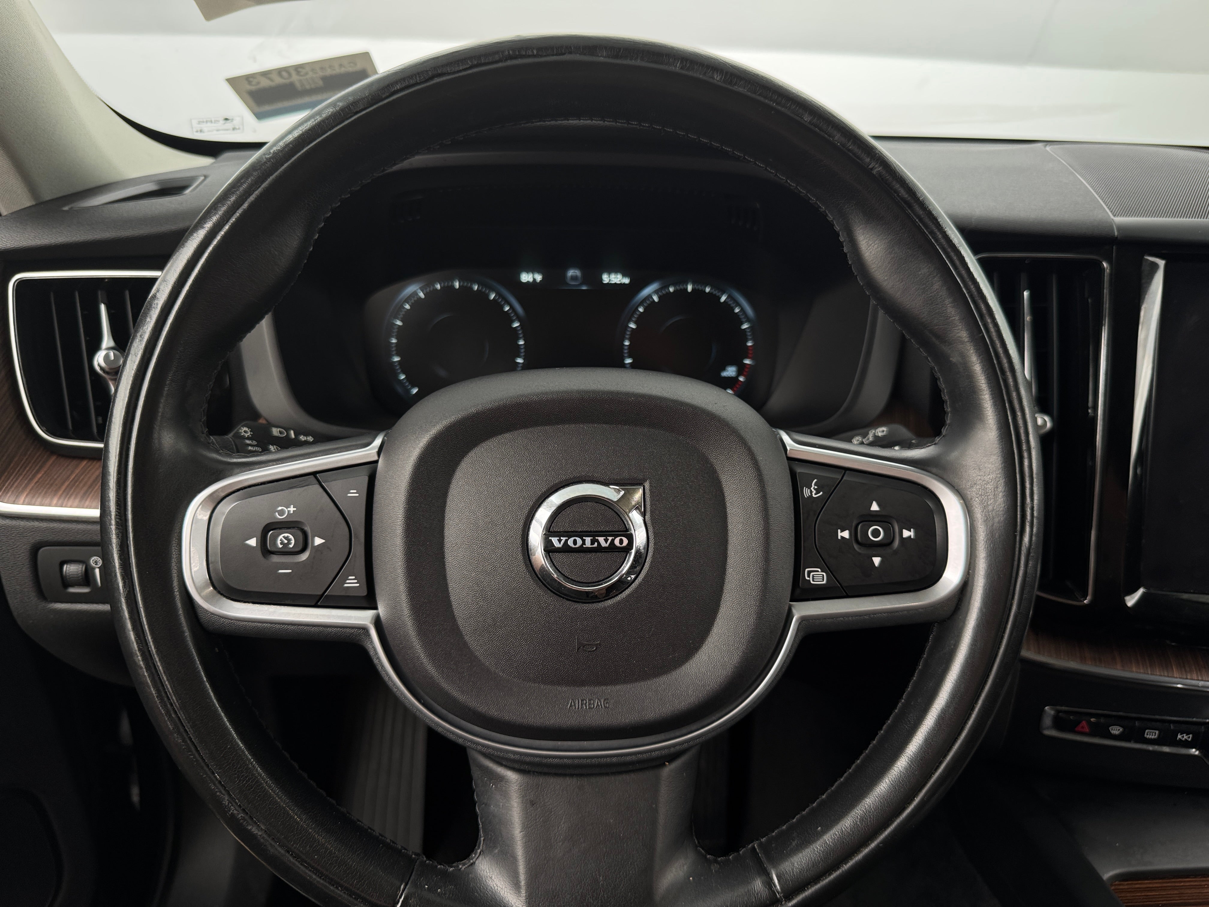 2018 Volvo XC60 T5 Momentum 4