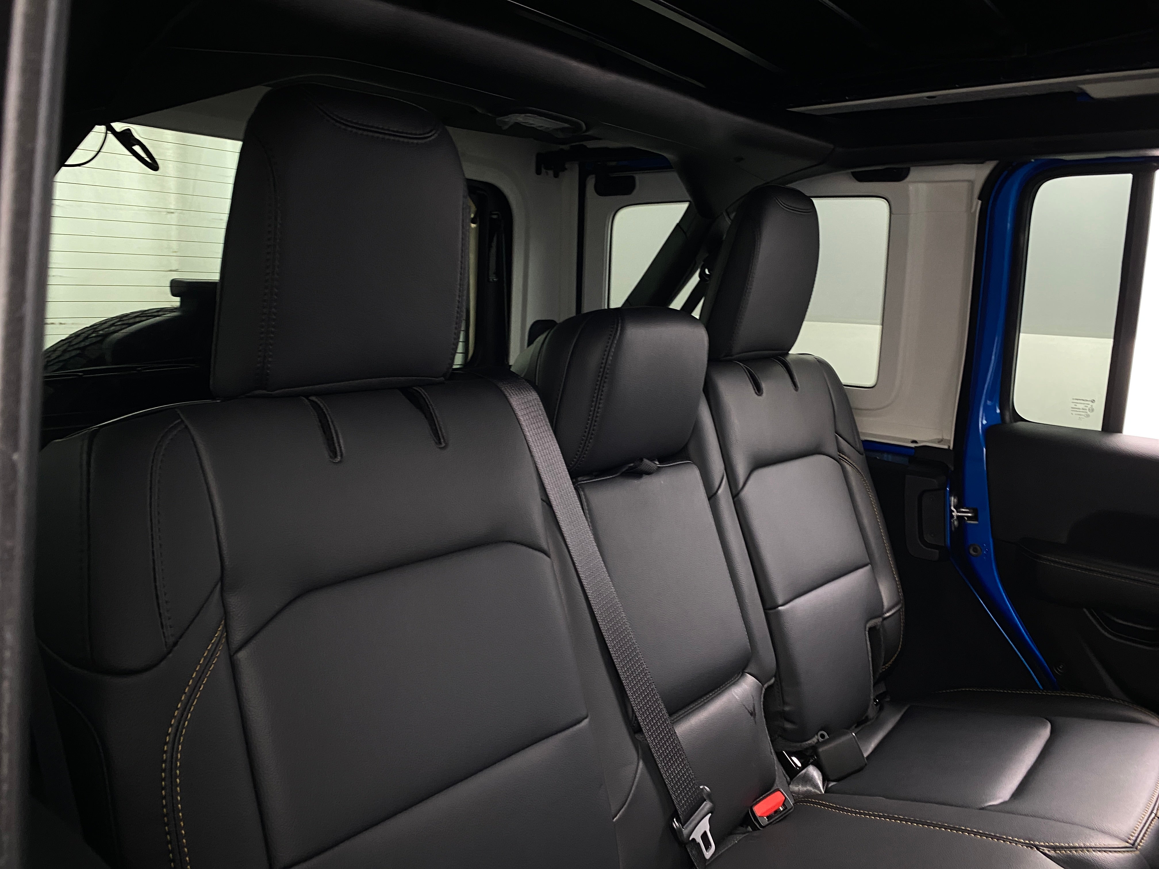 2024 Jeep Wrangler Sahara 5