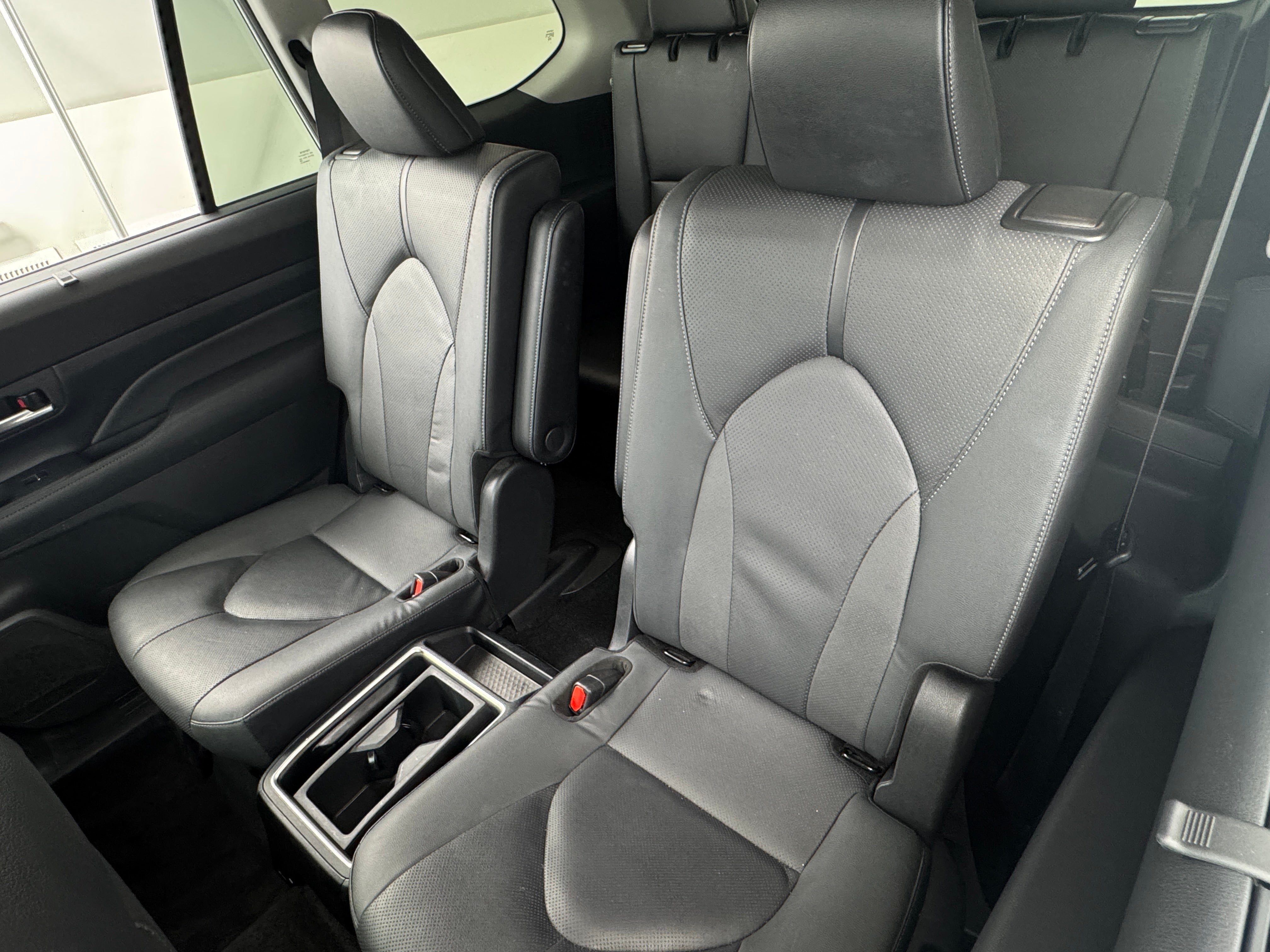Thumbnail: 2024 Toyota Grand Highlander - 5