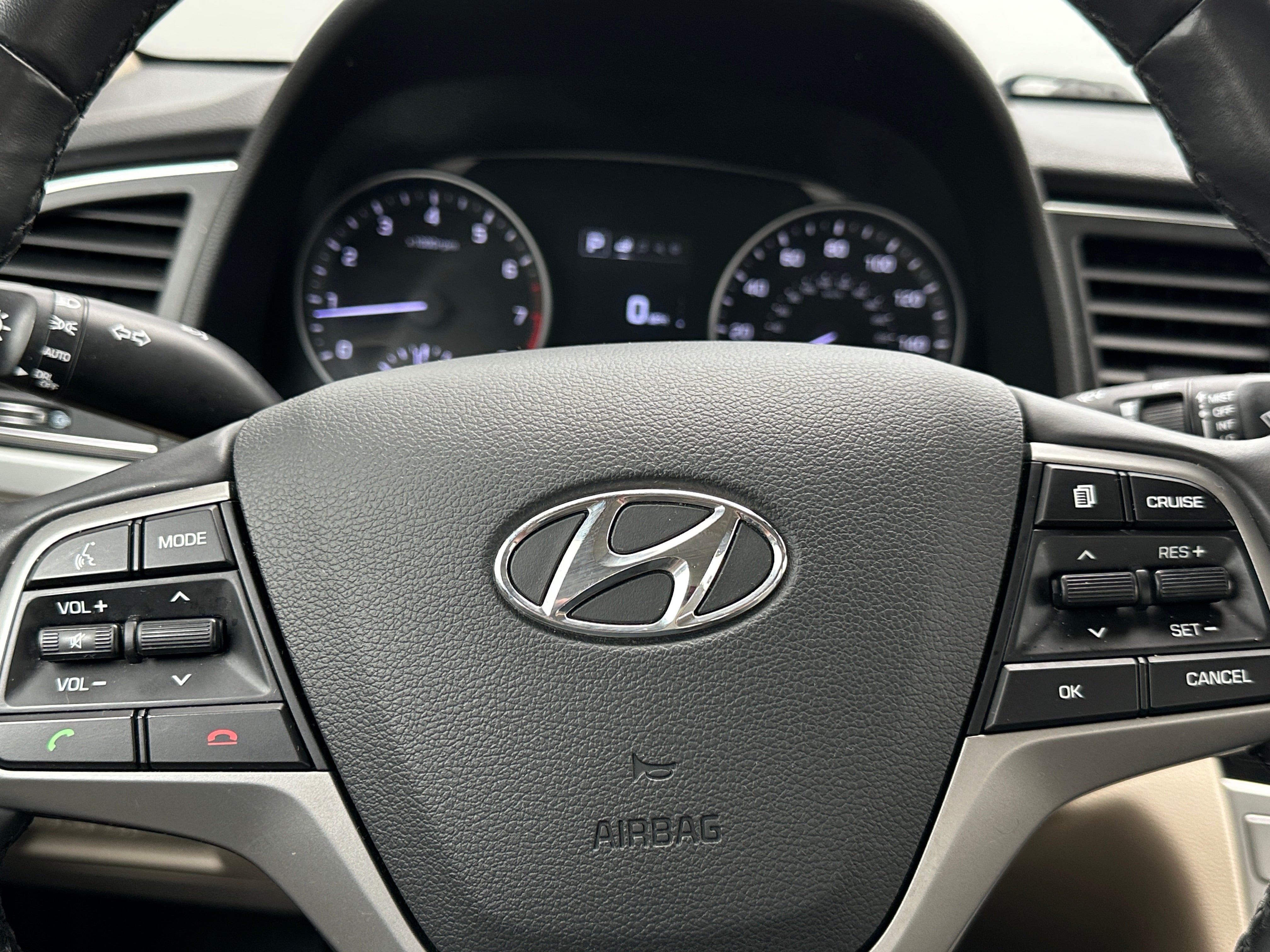 2017 Hyundai Elantra Limited Edition 4