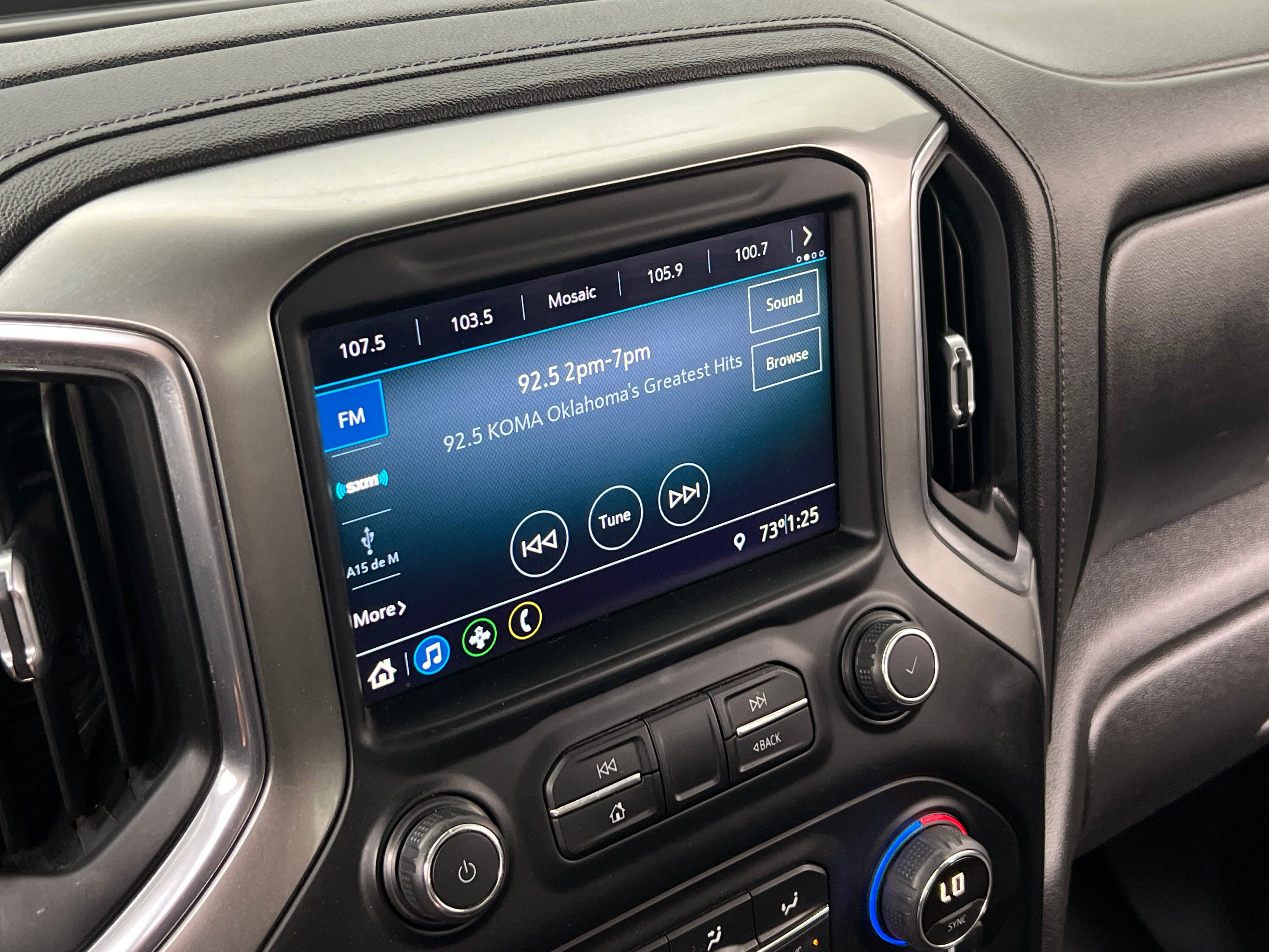 Thumbnail: 2021 Chevrolet Silverado 1500 - 4