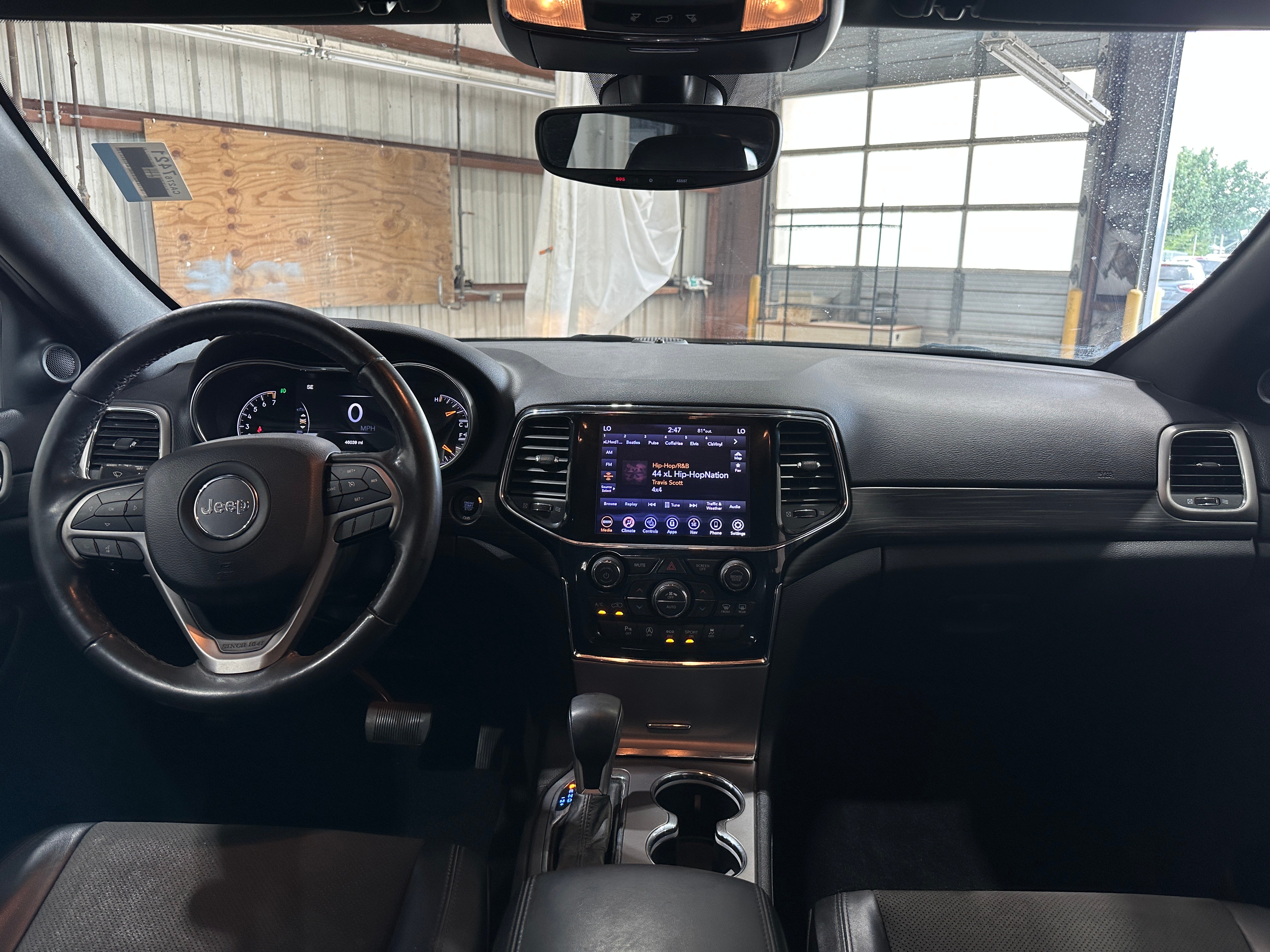 2020 Jeep Grand Cherokee Laredo 3