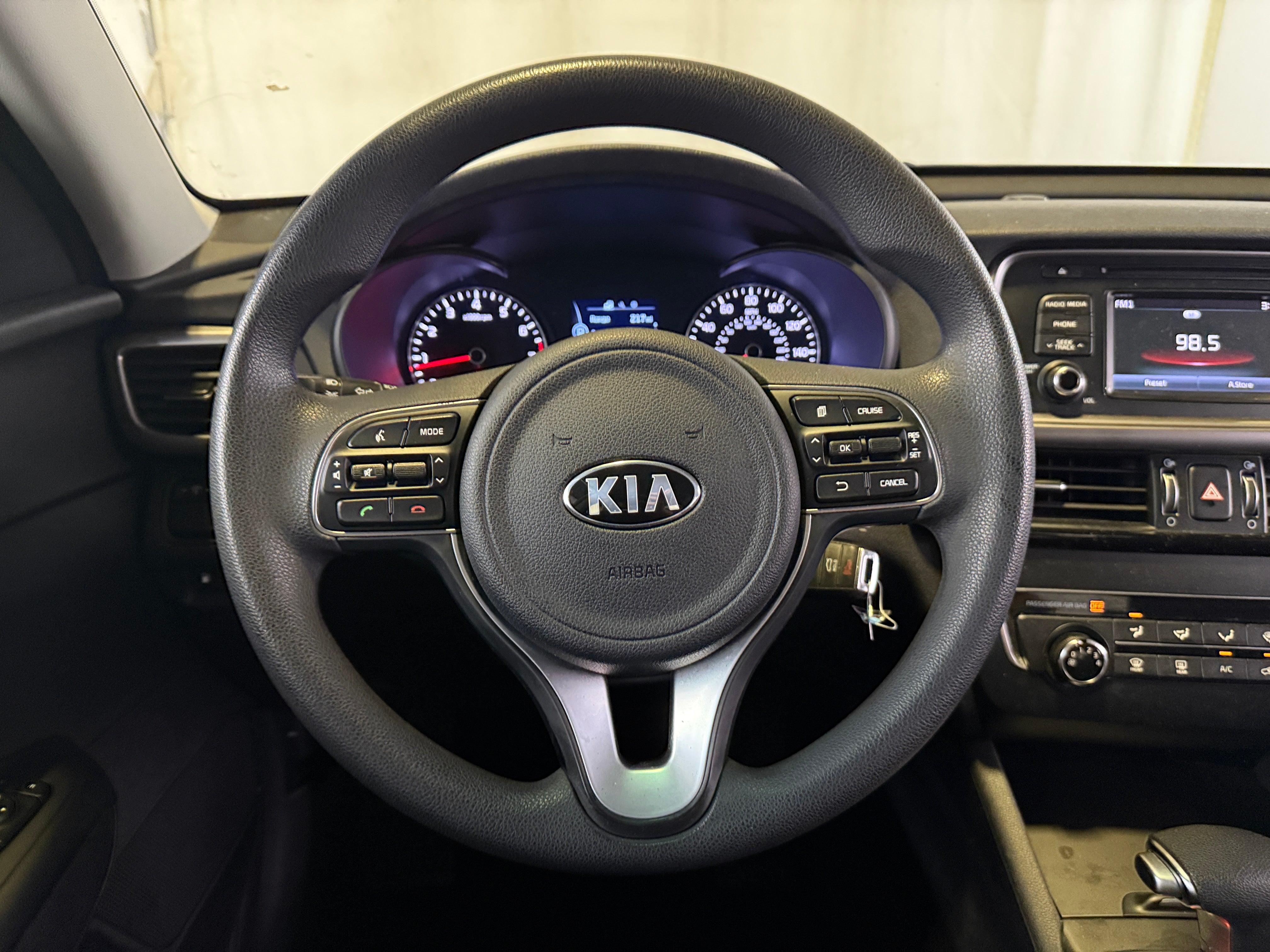 2017 Kia Optima LX 5