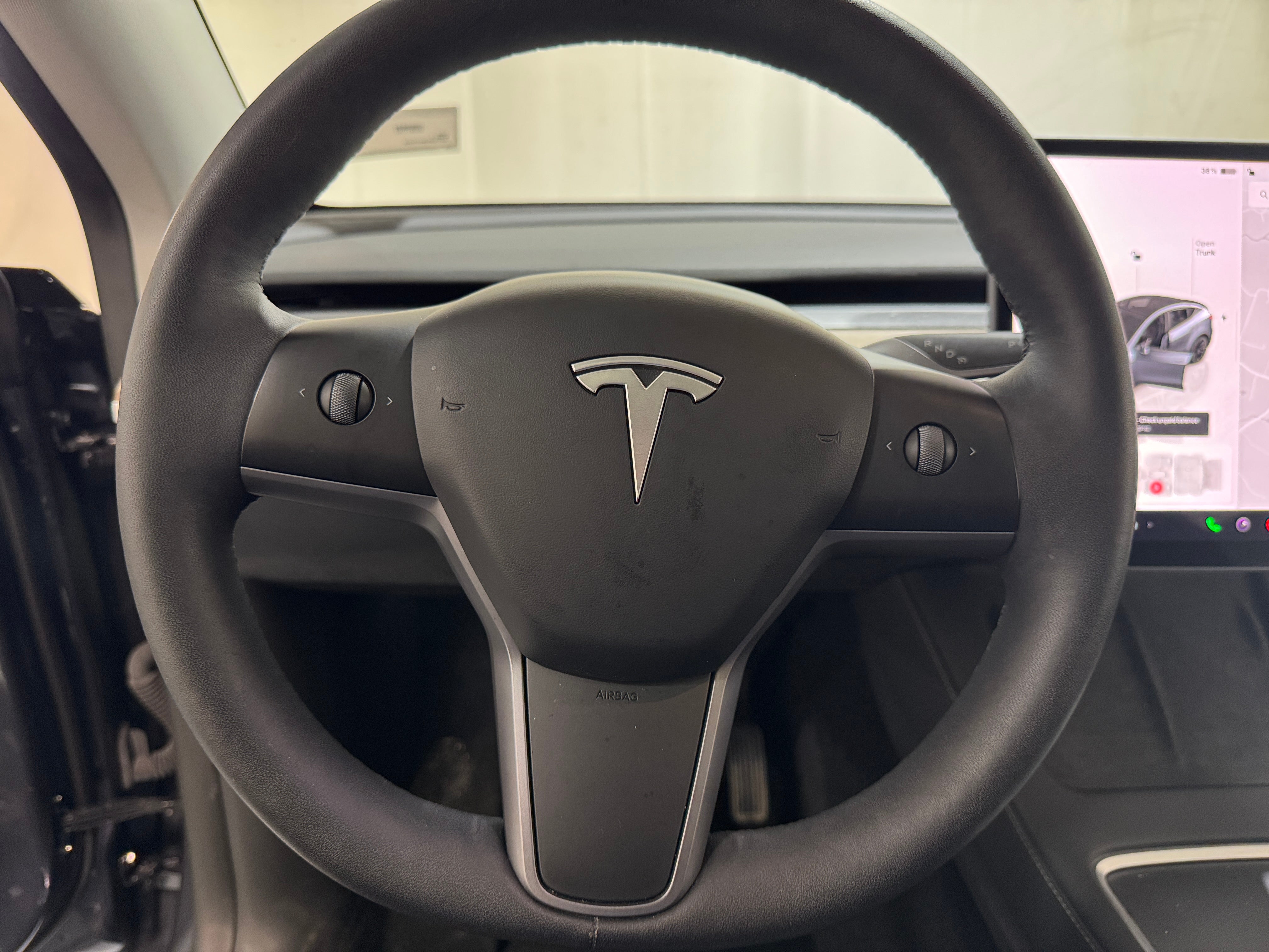 Thumbnail: 2023 Tesla Model Y - 4