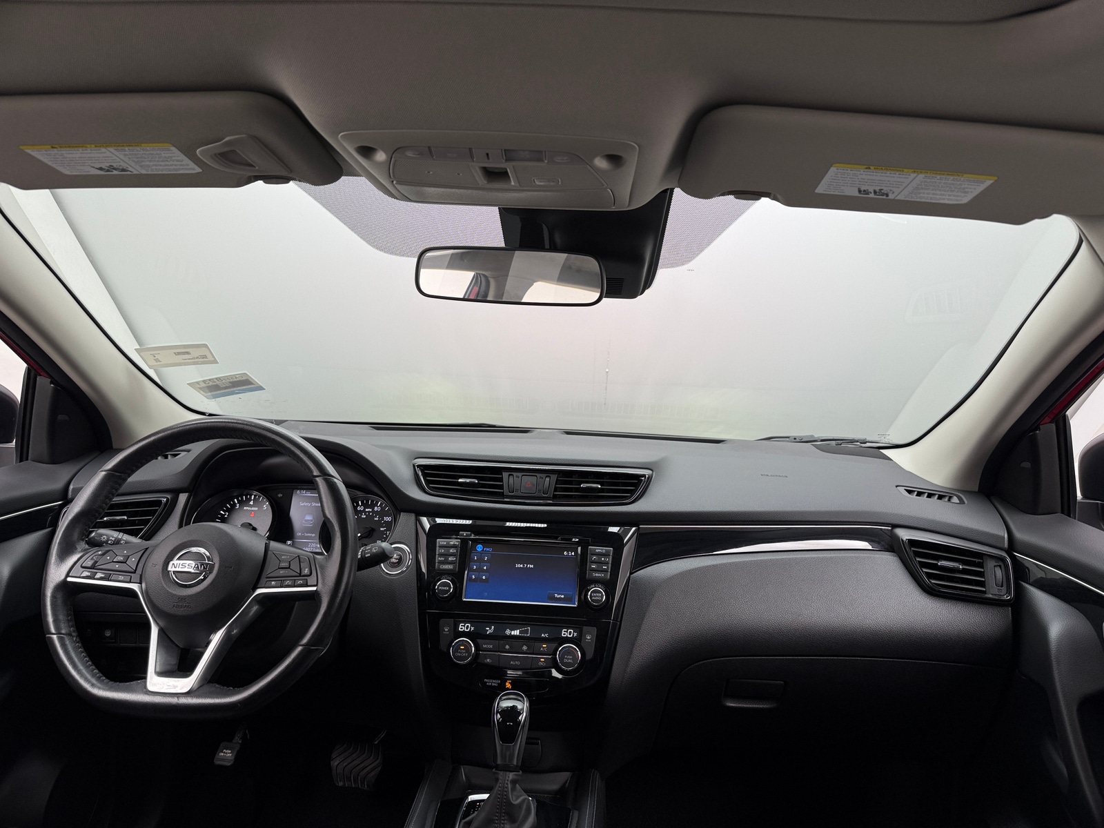 Thumbnail: 2018 Nissan Rogue Sport - 2