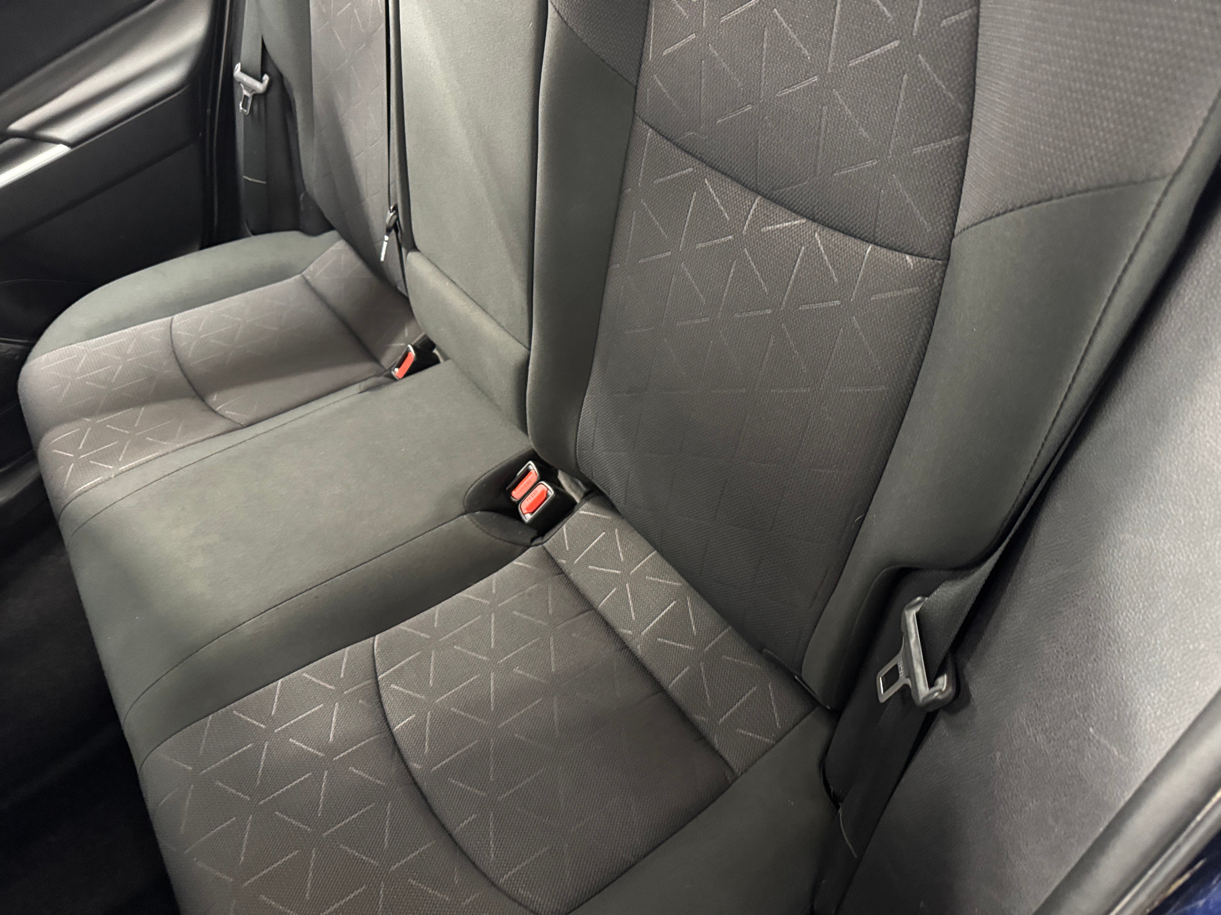 Thumbnail: 2019 Toyota RAV4 - 5