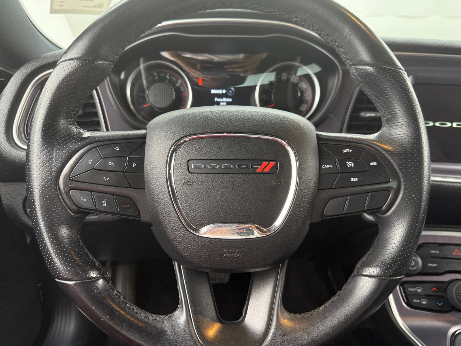 Thumbnail: 2018 Dodge Challenger - 4