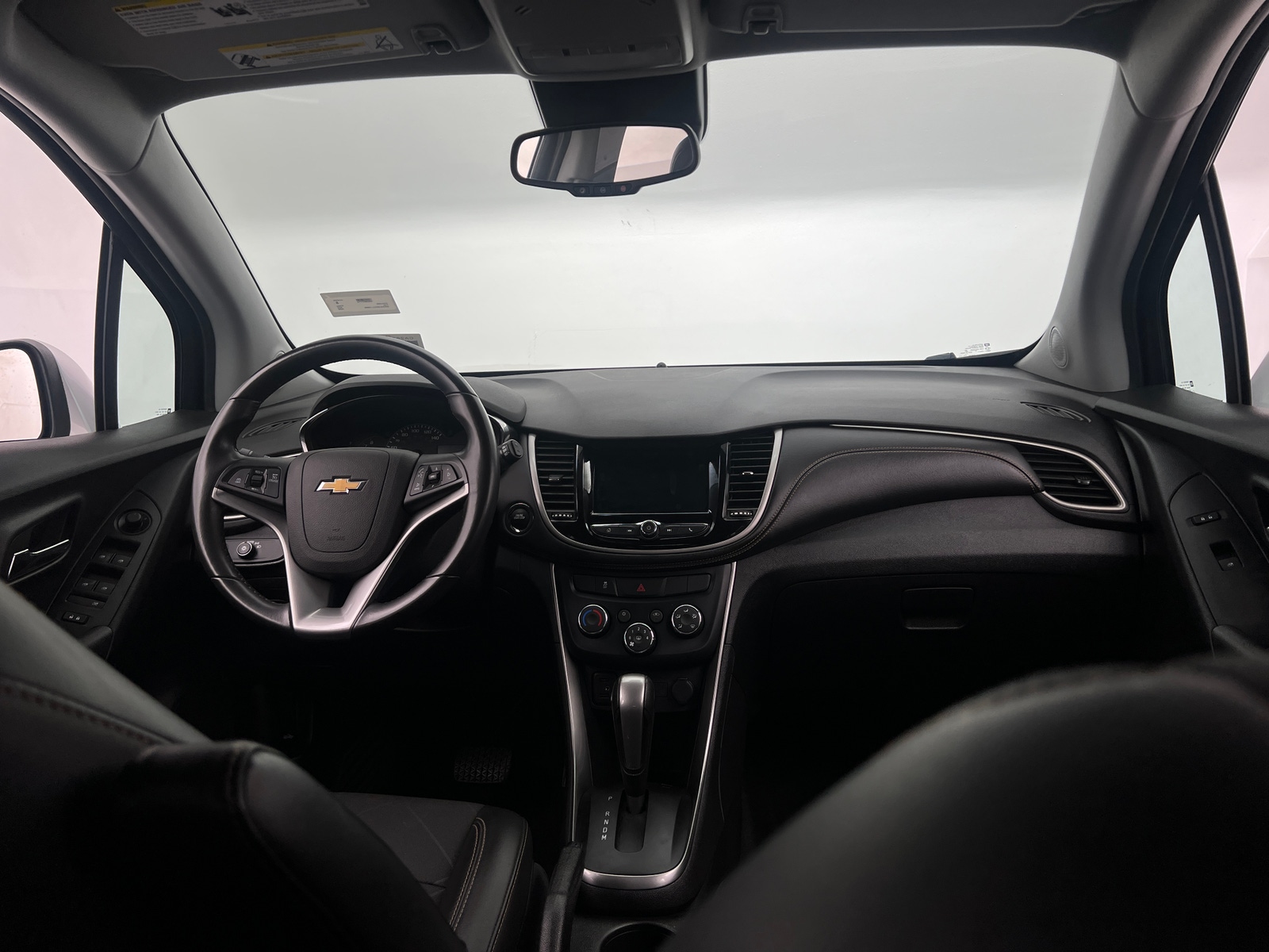 Thumbnail: 2020 Chevrolet Trax - 3