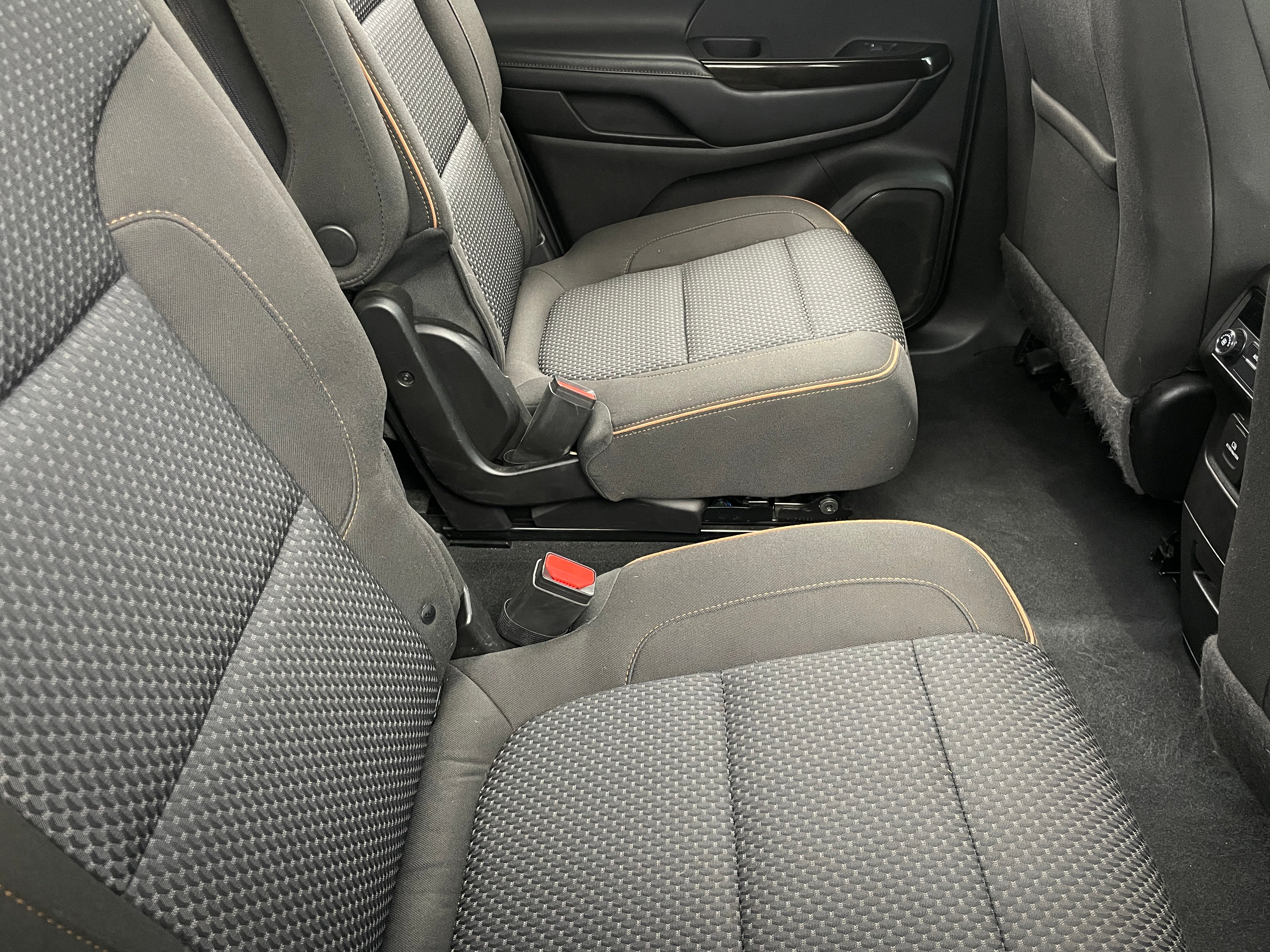 Thumbnail: 2020 GMC Acadia - 6