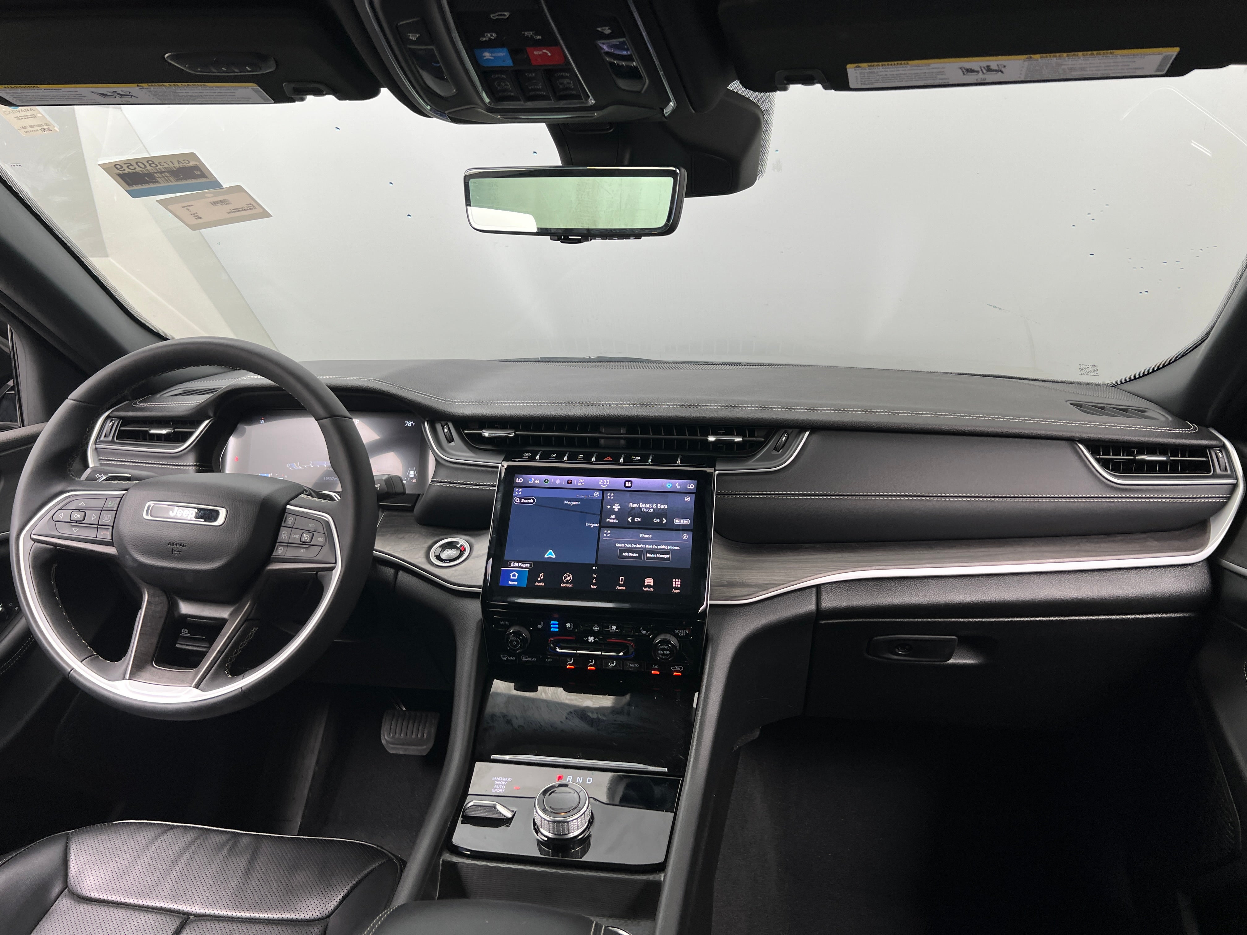 Thumbnail: 2024 Jeep Grand Cherokee L - 2