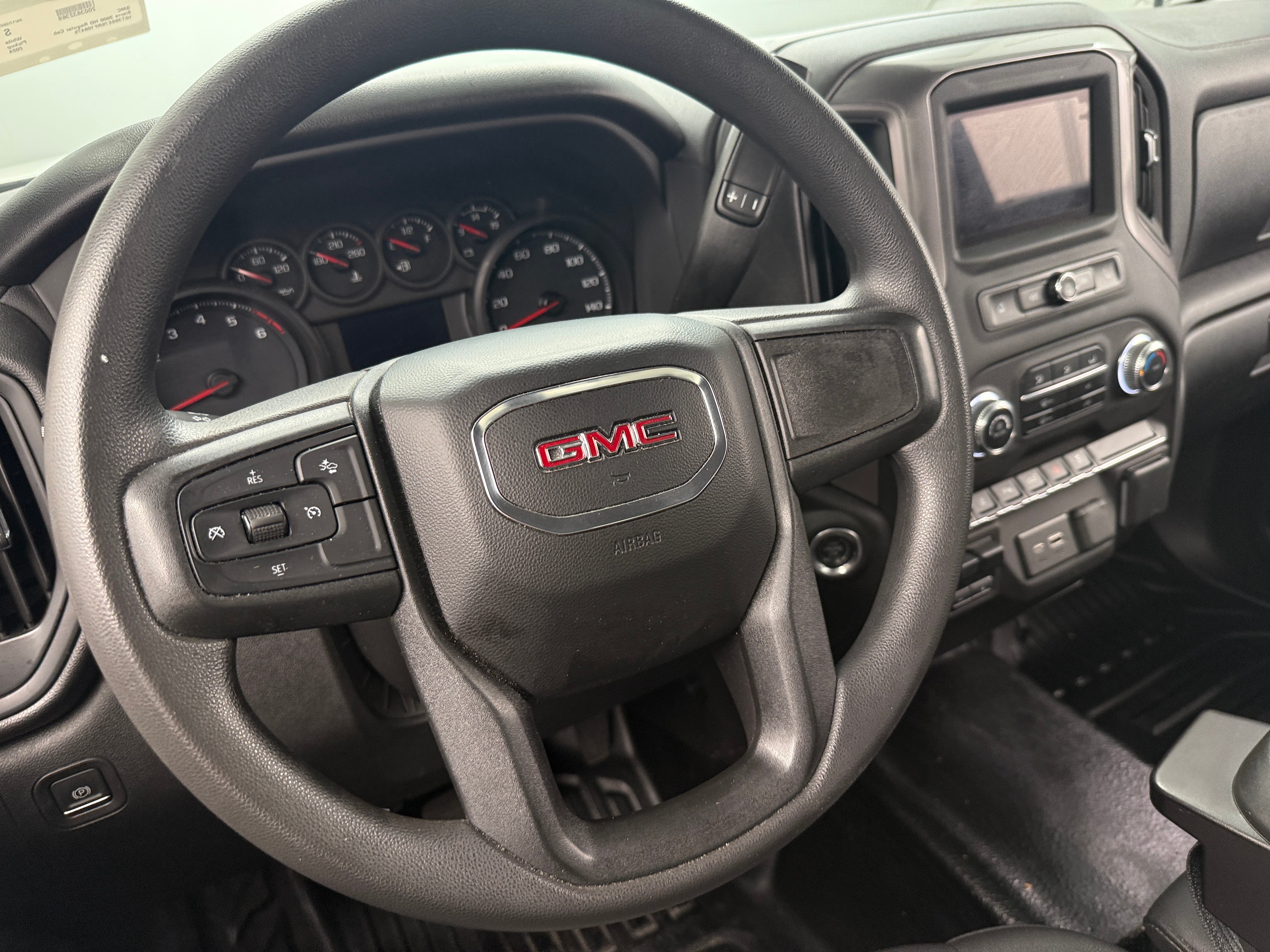 2024 GMC Sierra 3500  5