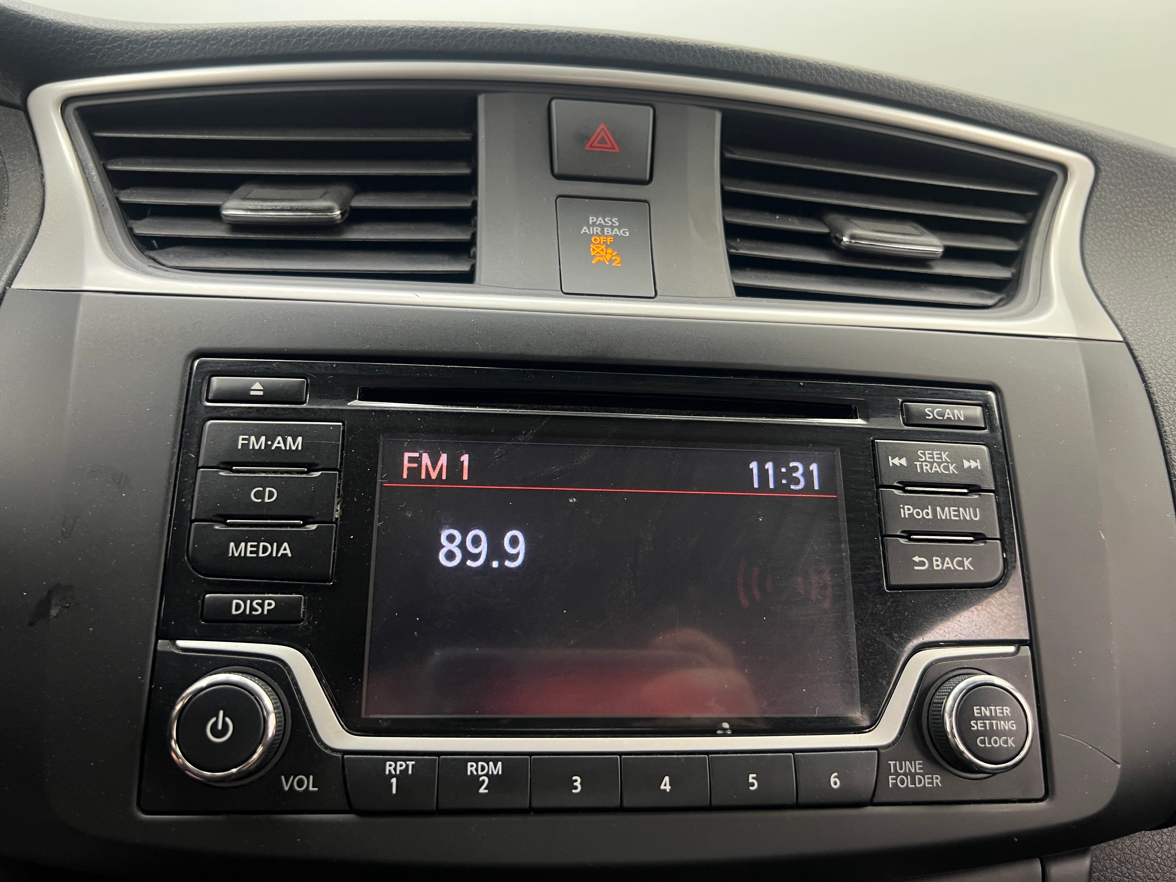 2018 Nissan Sentra S 4