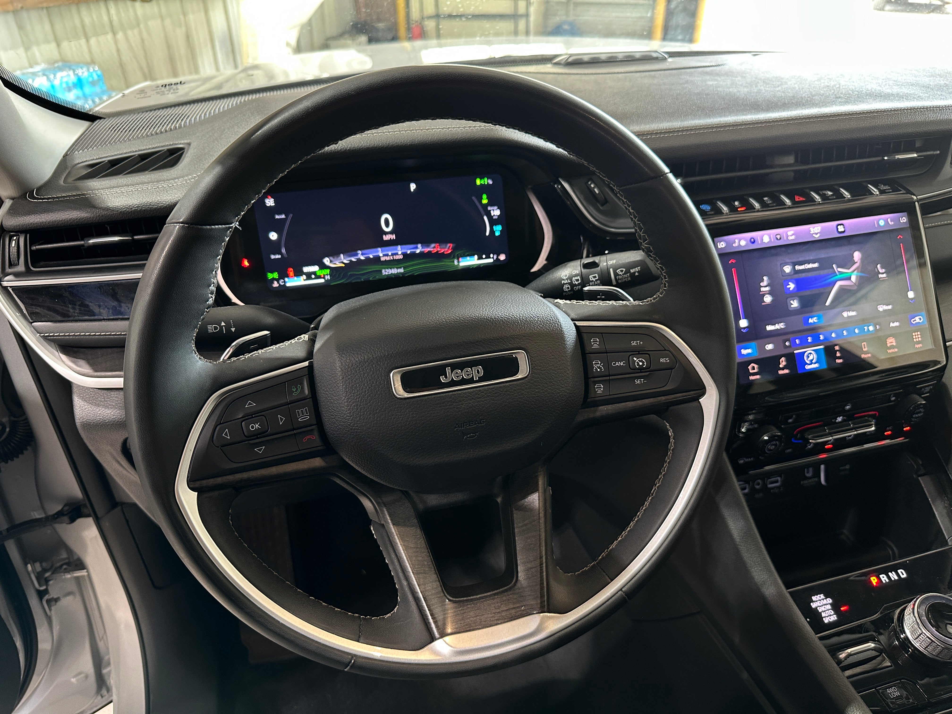 Thumbnail: 2023 Jeep Grand Cherokee - 4