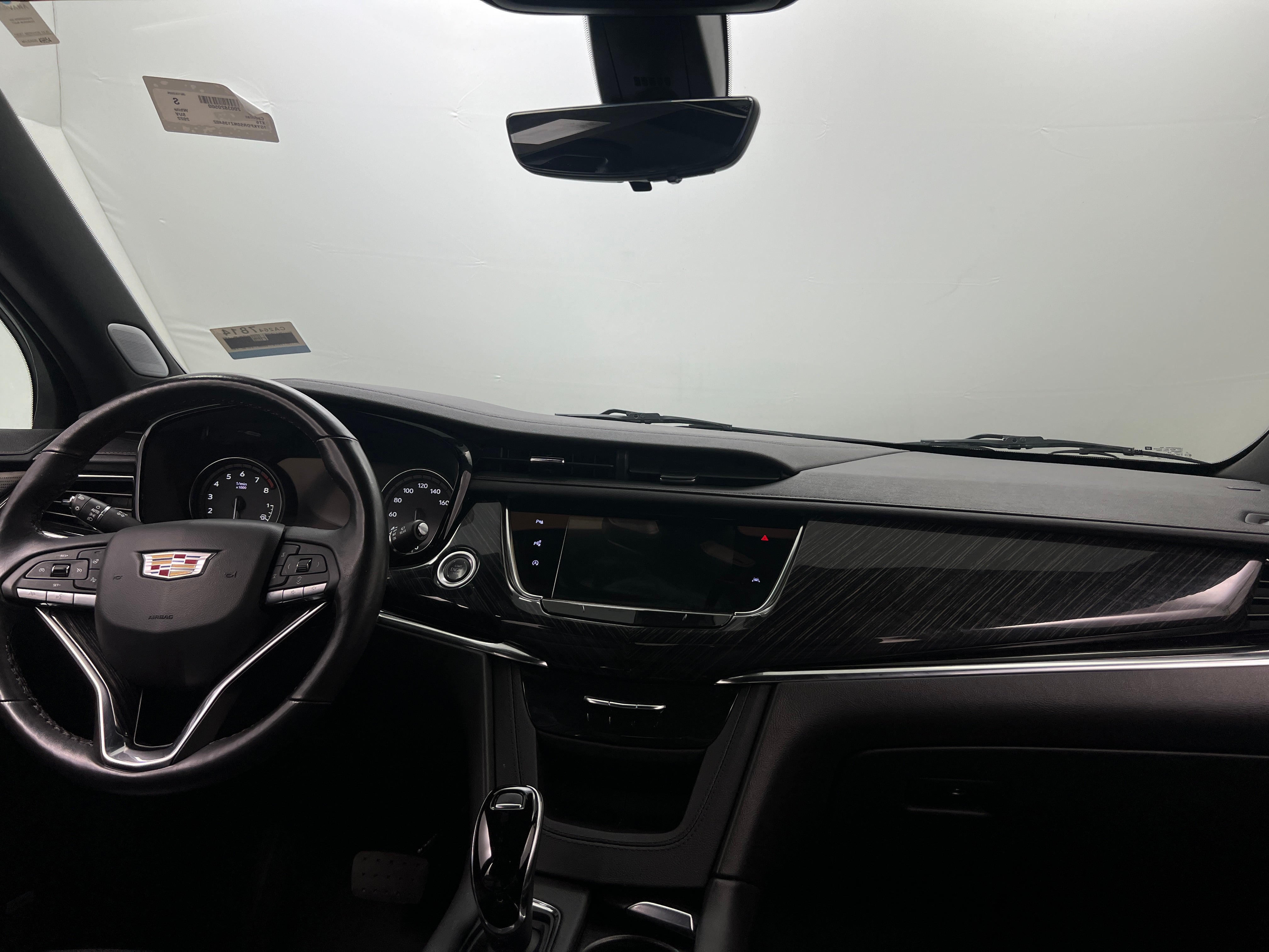 2022 Cadillac XT6 Premium Luxury 2