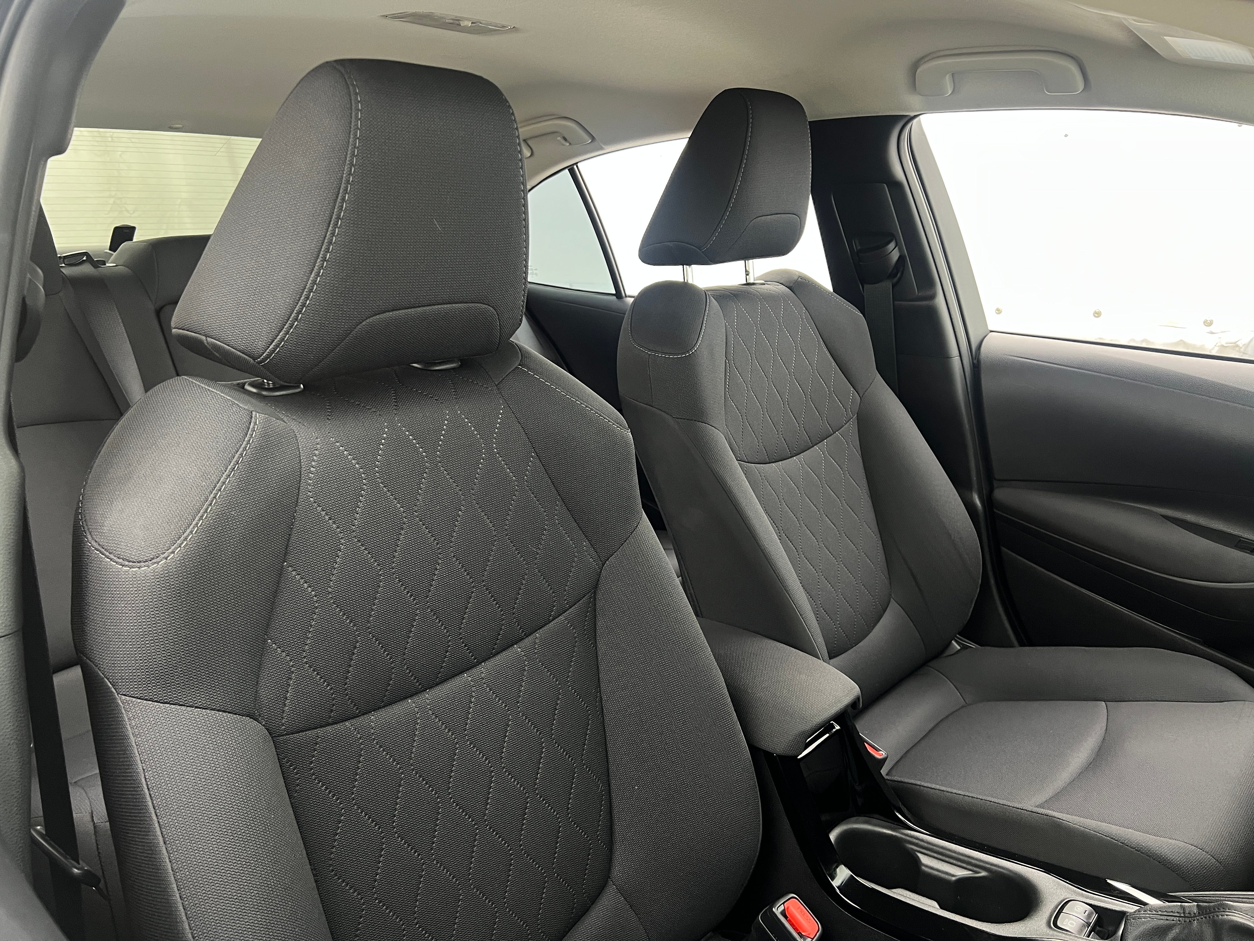 2021 Toyota Corolla LE 2