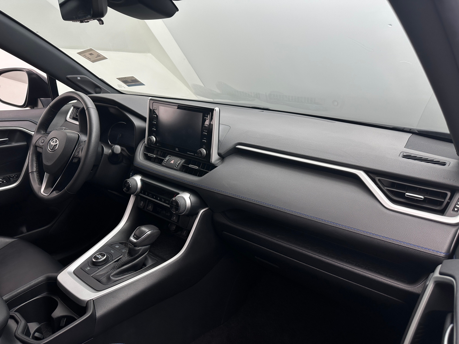 Thumbnail: 2020 Toyota RAV4 - 2