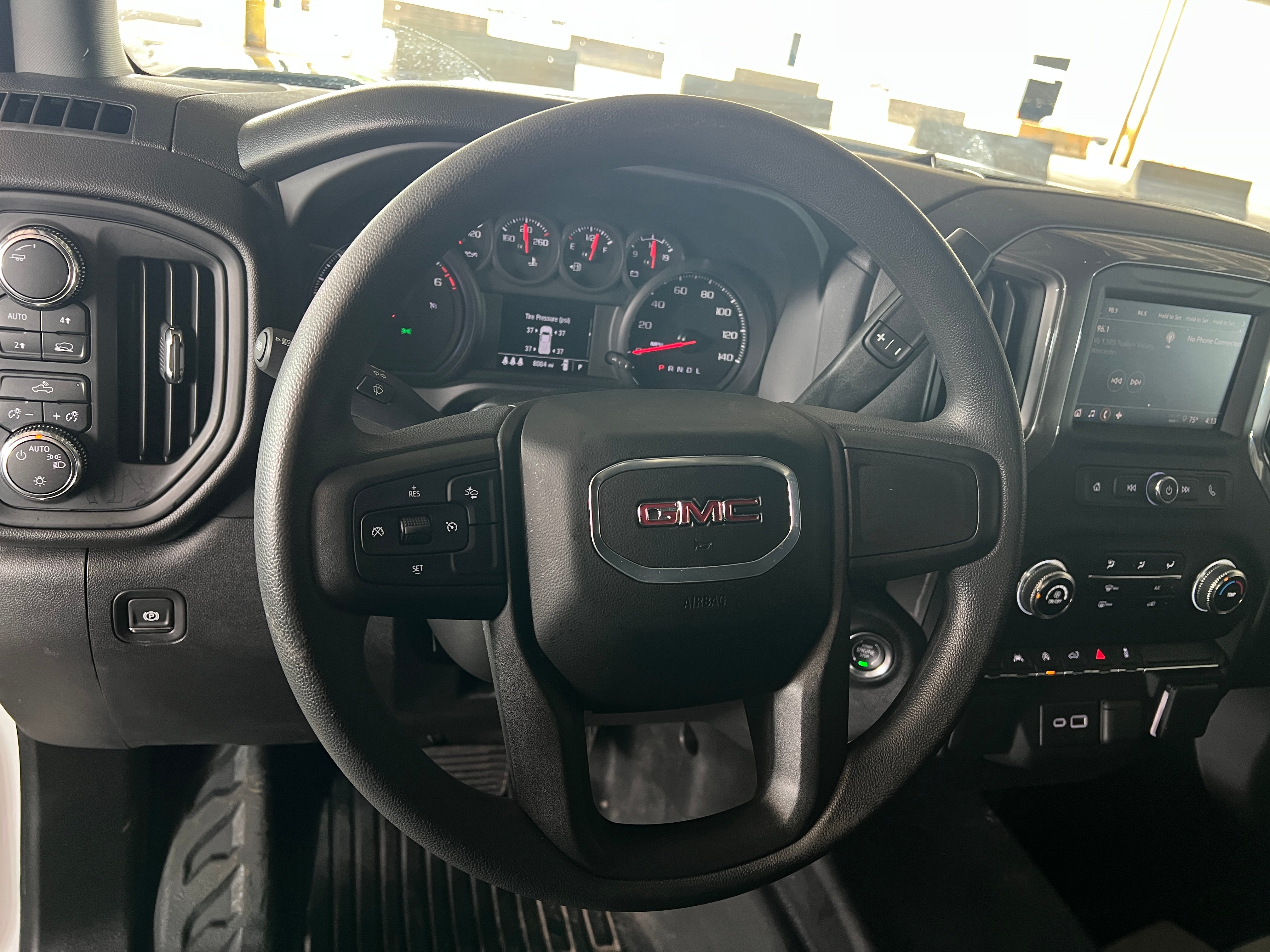 2024 GMC Sierra 1500 Pro 5