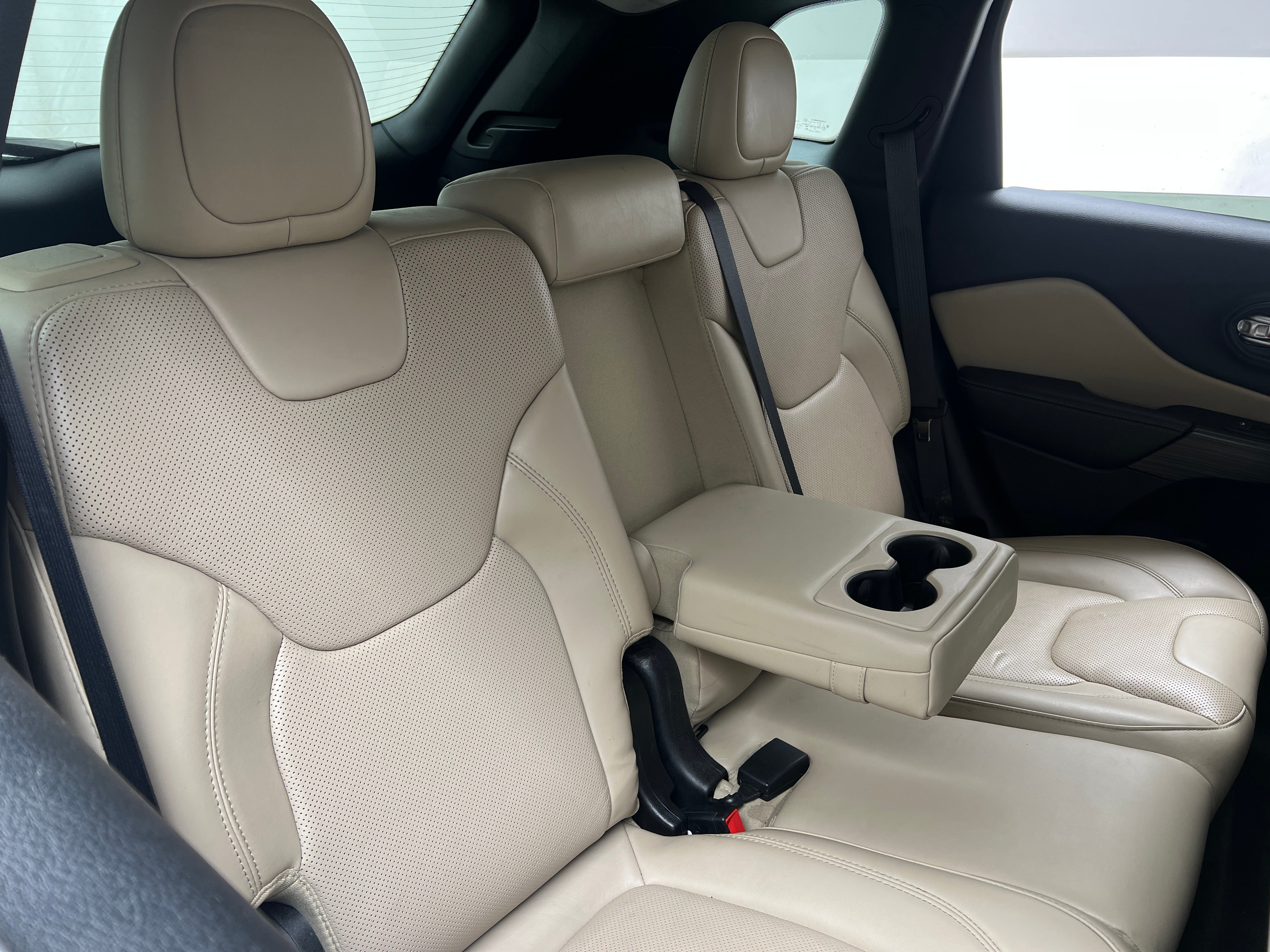 2015 Jeep Cherokee Limited Edition 5
