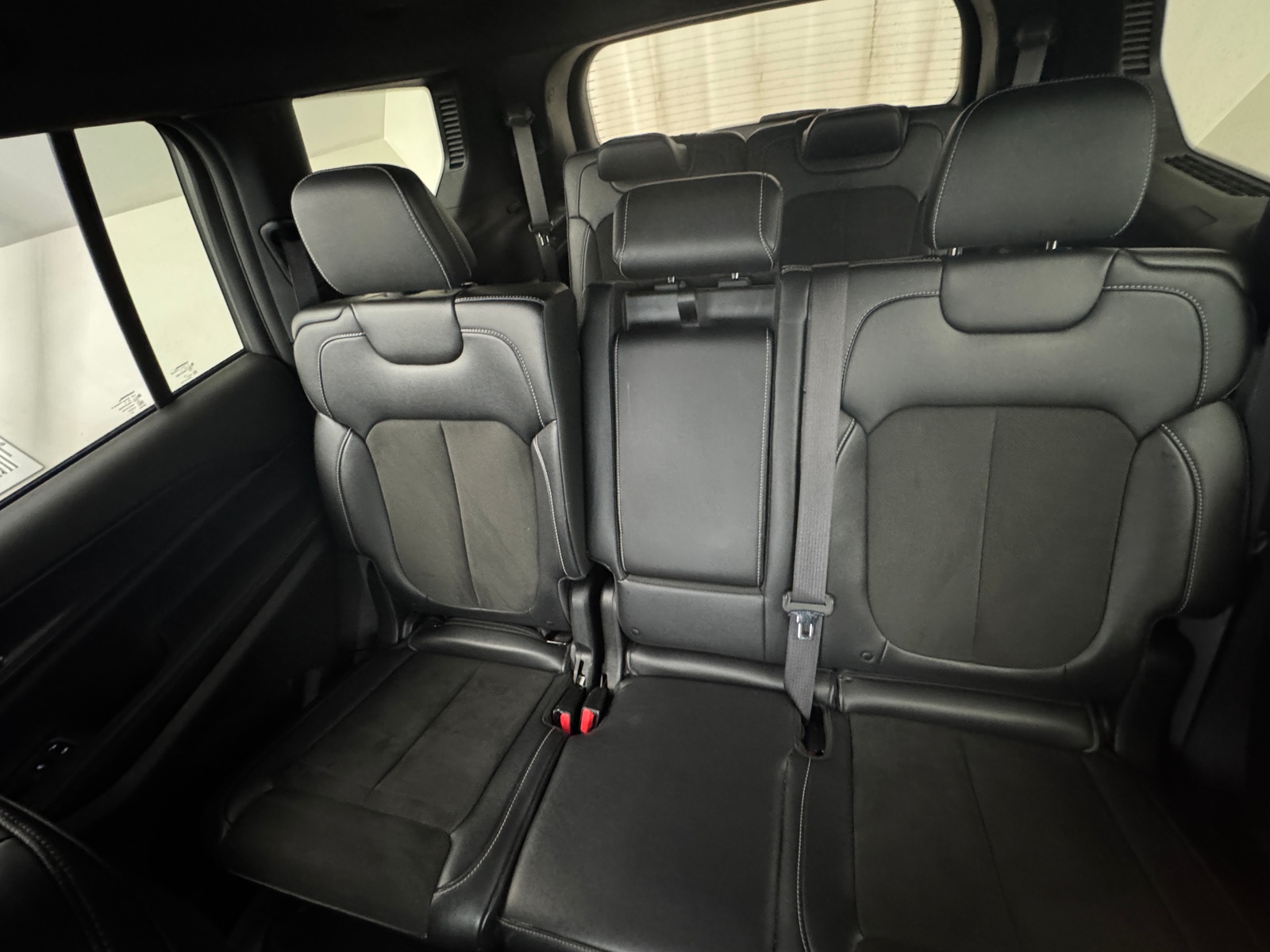 Thumbnail: 2023 Jeep Grand Cherokee L - 5