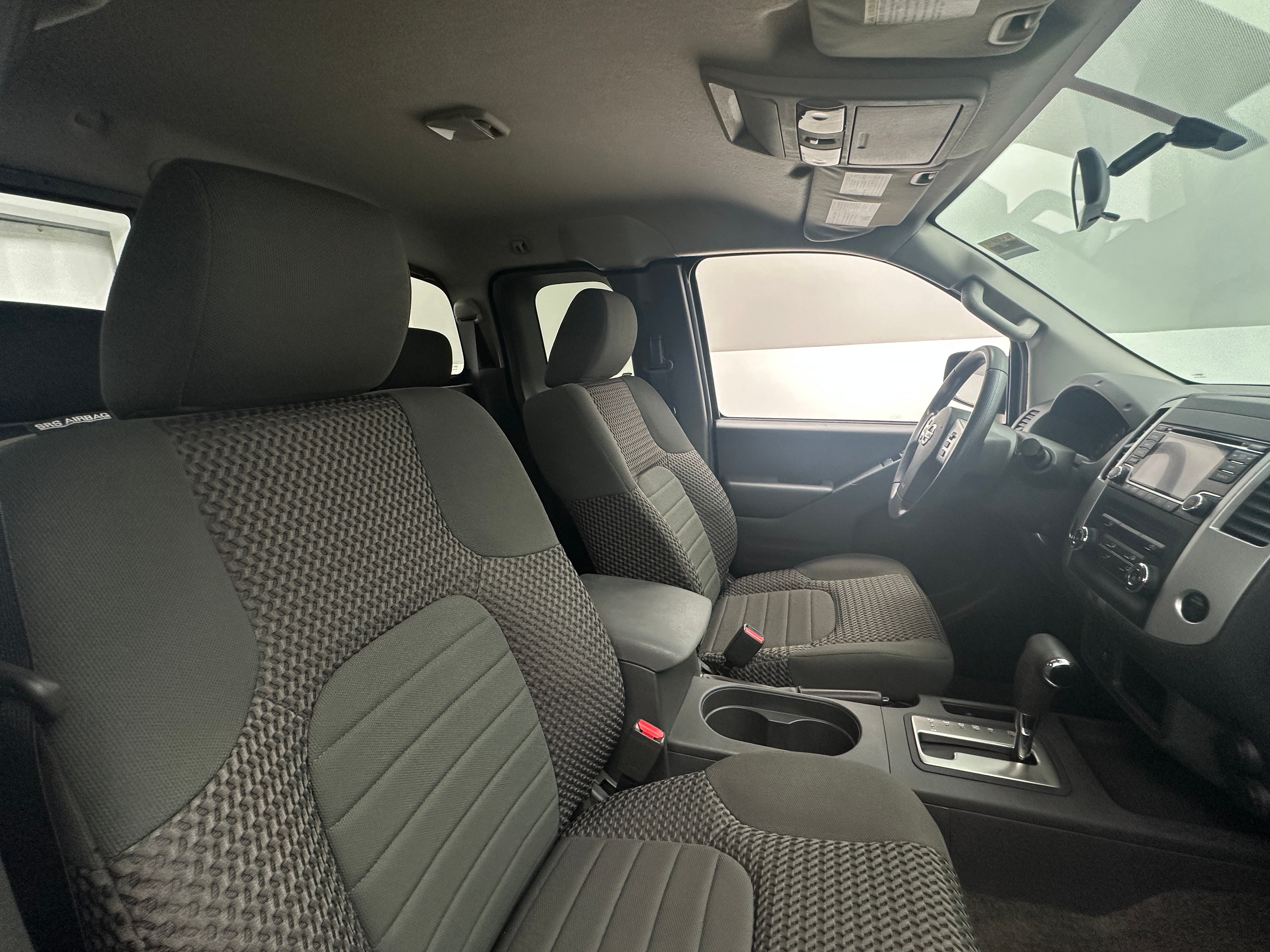 2016 Nissan Frontier SV 2