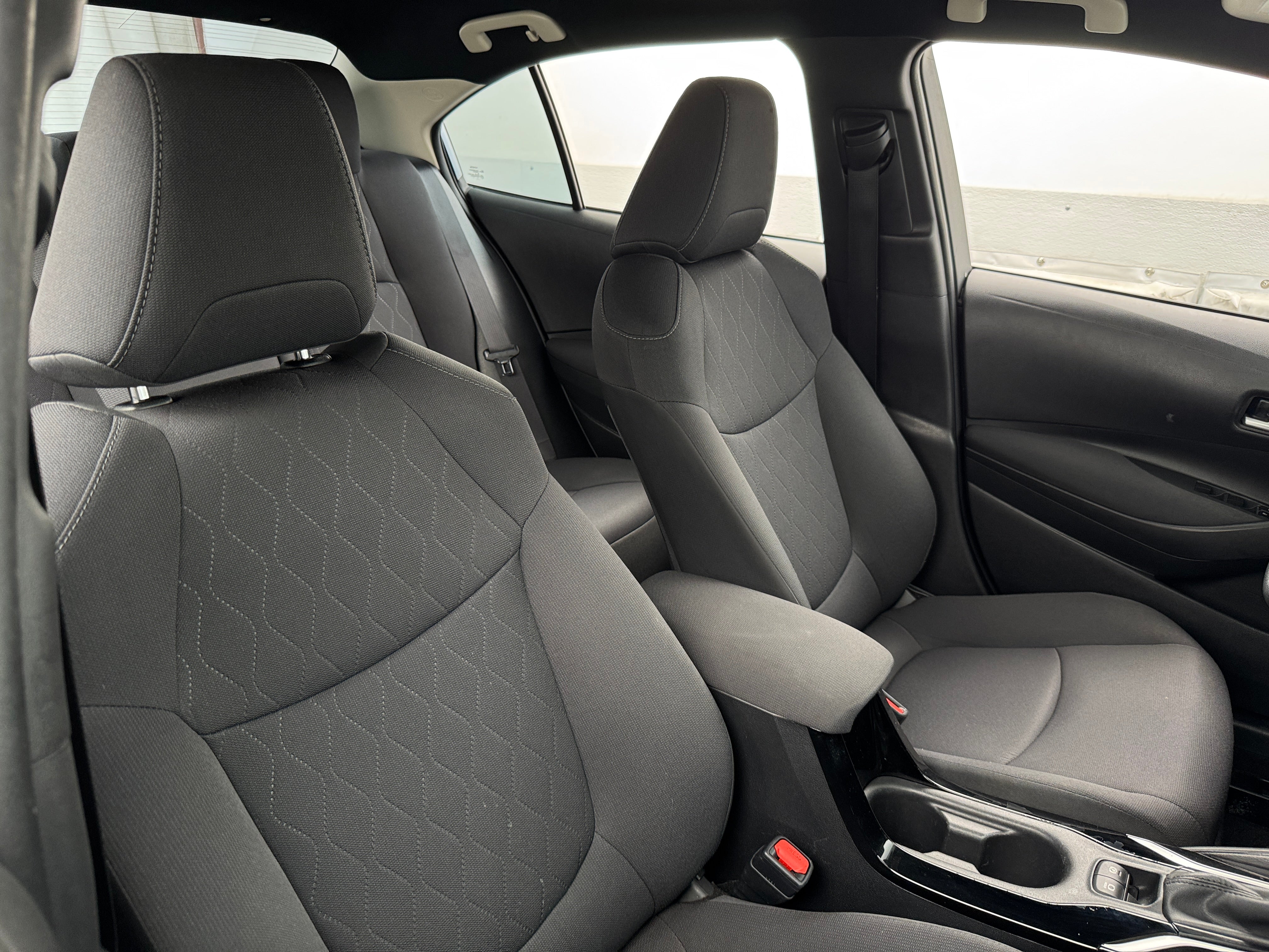 2020 Toyota Corolla LE 2