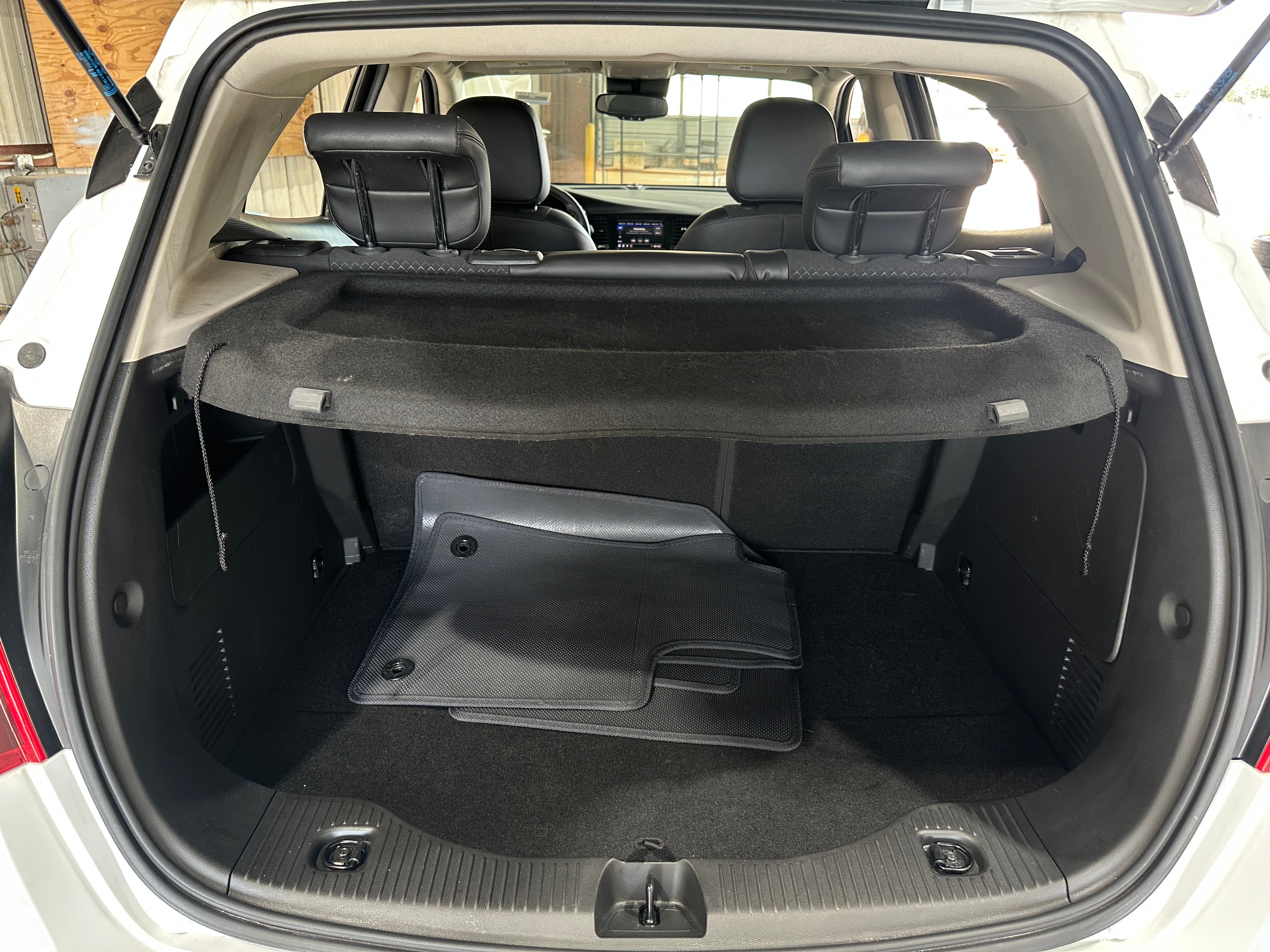 Thumbnail: 2022 Buick Encore - 6
