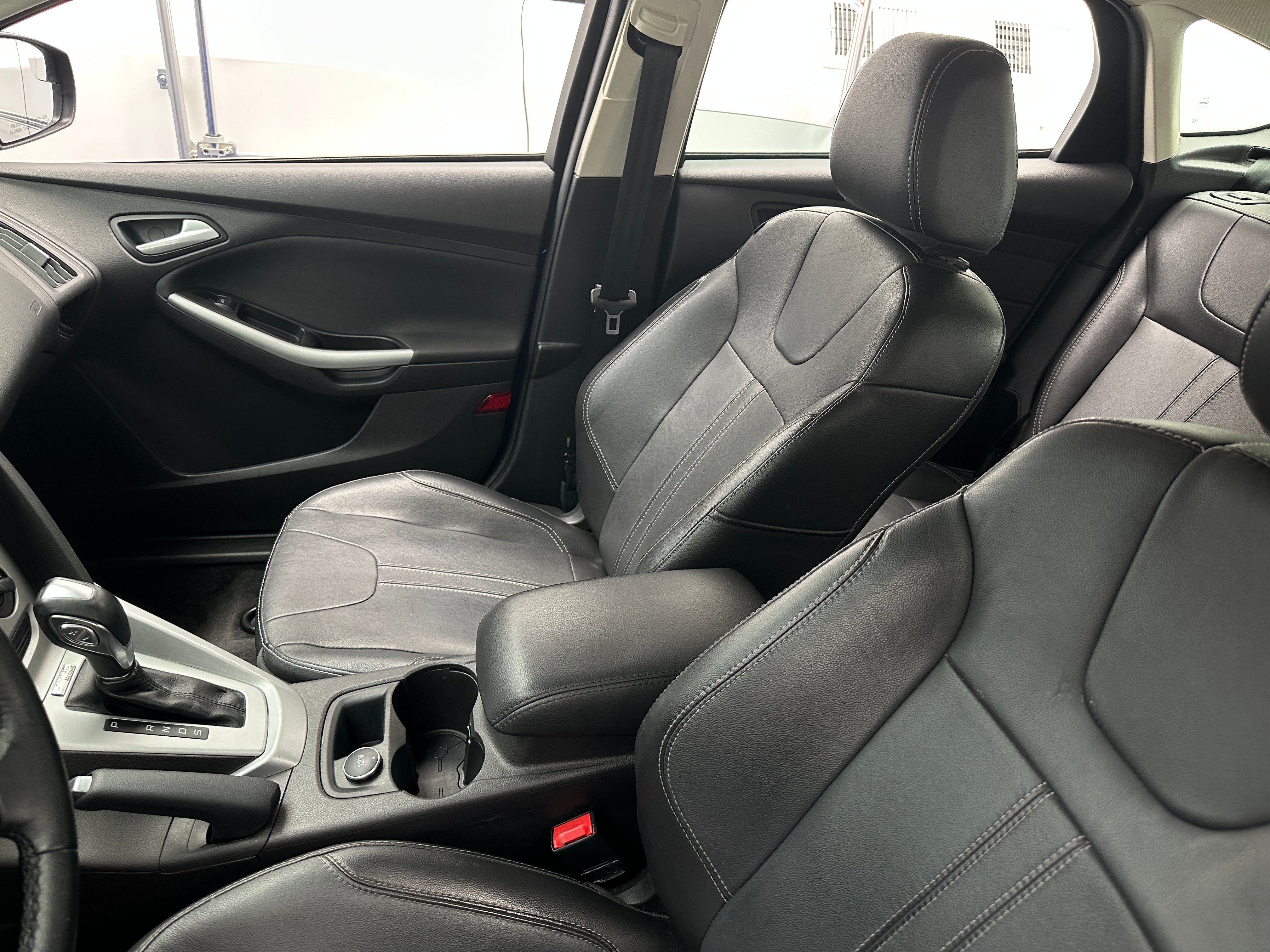 2014 Ford Focus SE 2