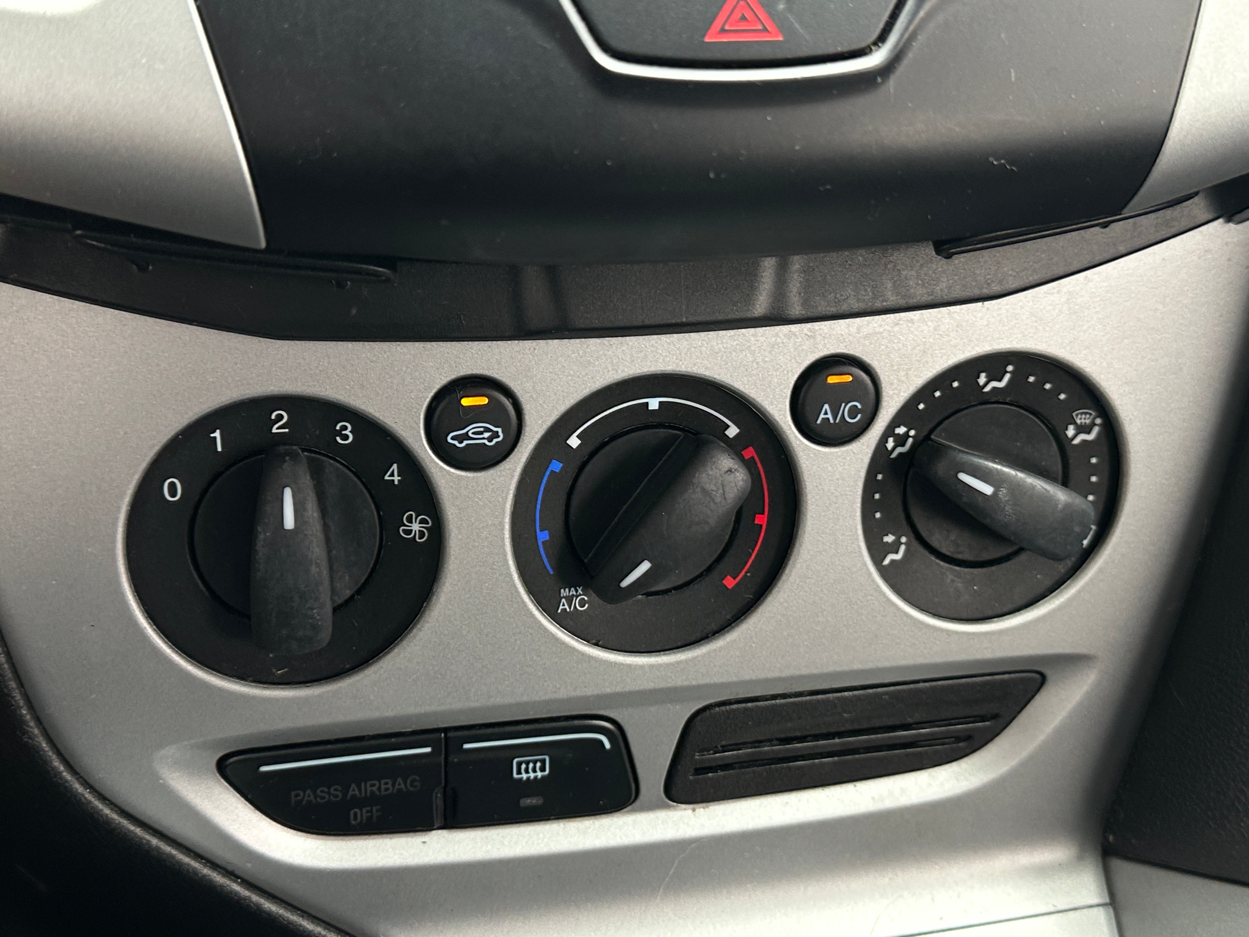 2014 Ford Focus SE 4