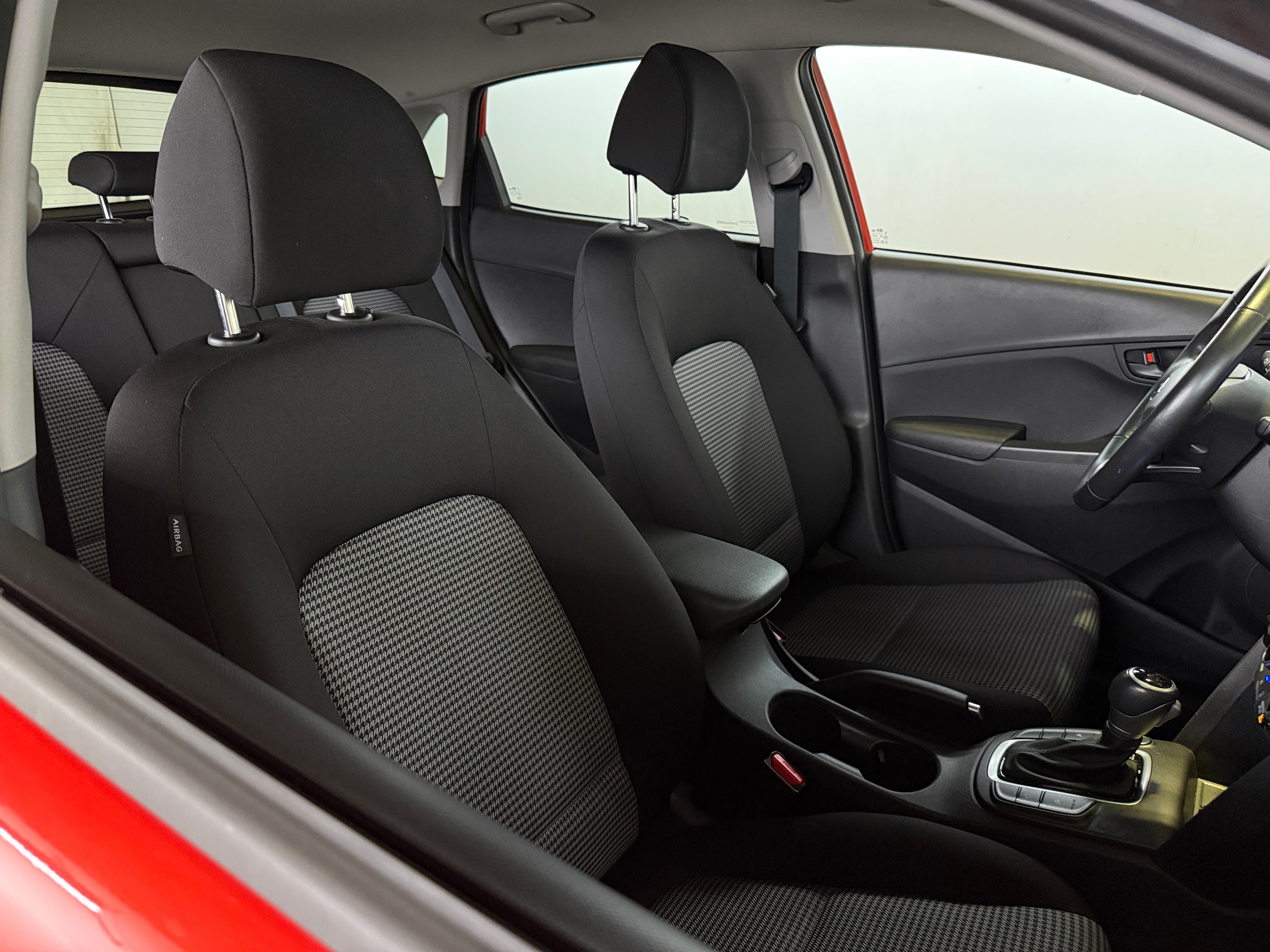 2020 Hyundai Kona SEL 2